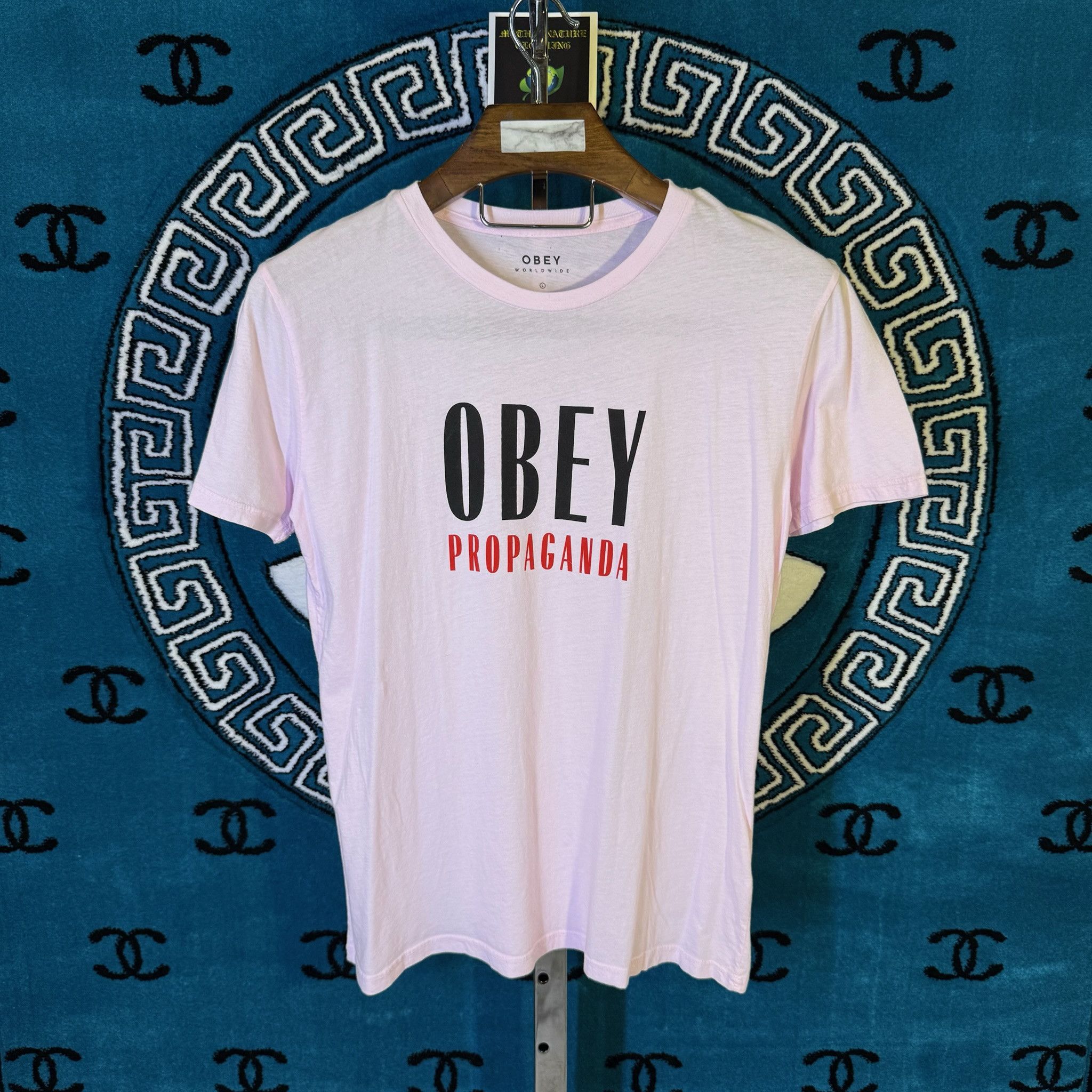 Obey THE SIGNATURE LOGO SCRIPT MOTIF S/S T SHIRT Size US L / EU 52-54 / 3 - 1 Preview