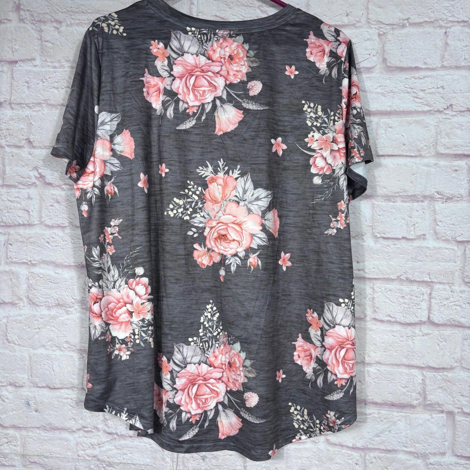 Other Floral V-Neck T-Shirt in Gray with Pink Rose Pattern XL Size XL / US 12-14 / IT 48-50 - 5 Thumbnail