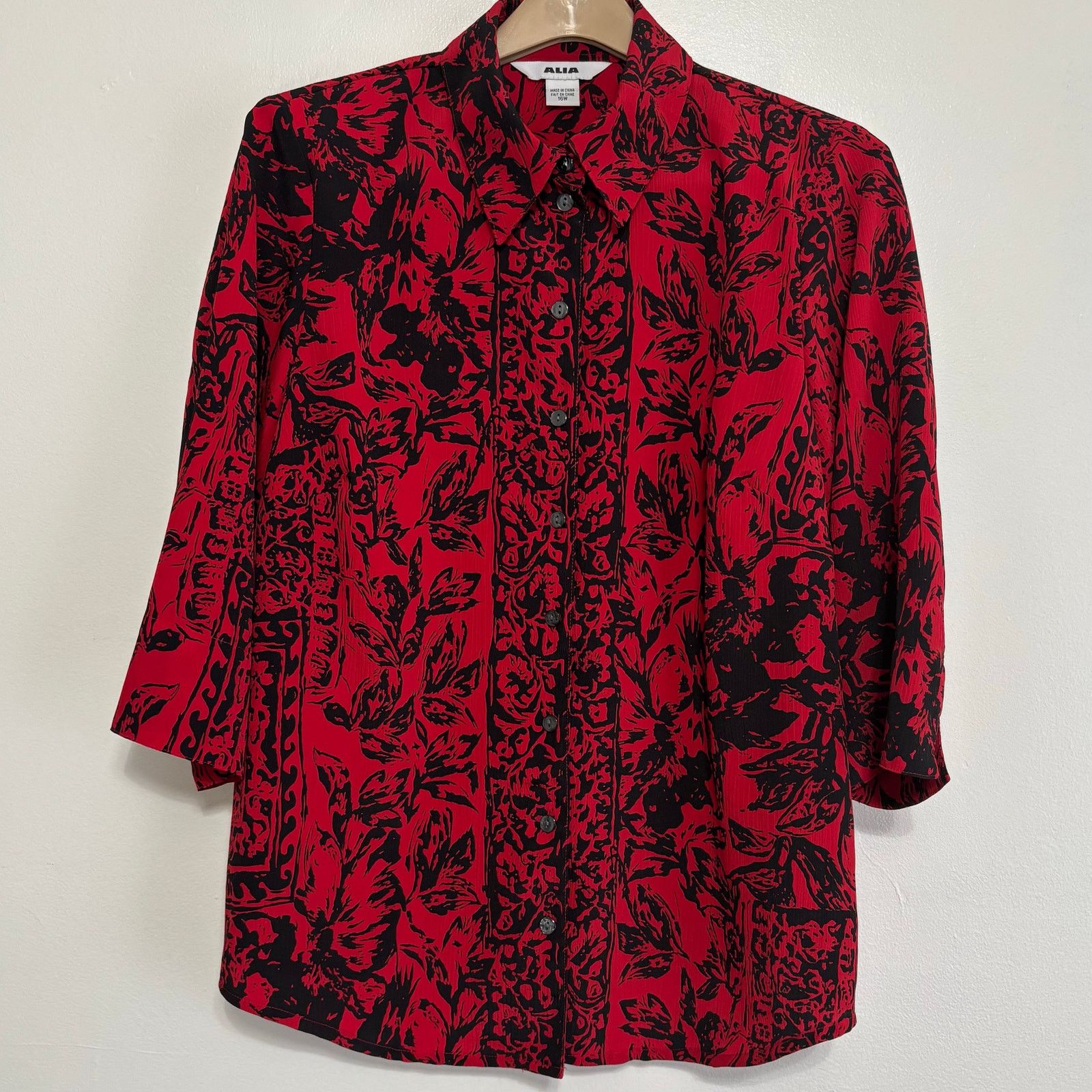 Other Alia Red Black Floral Button Down Blouse Size 16W Pleated Size XXL / US 16-18 / IT 52-54 - 1 Thumbnail