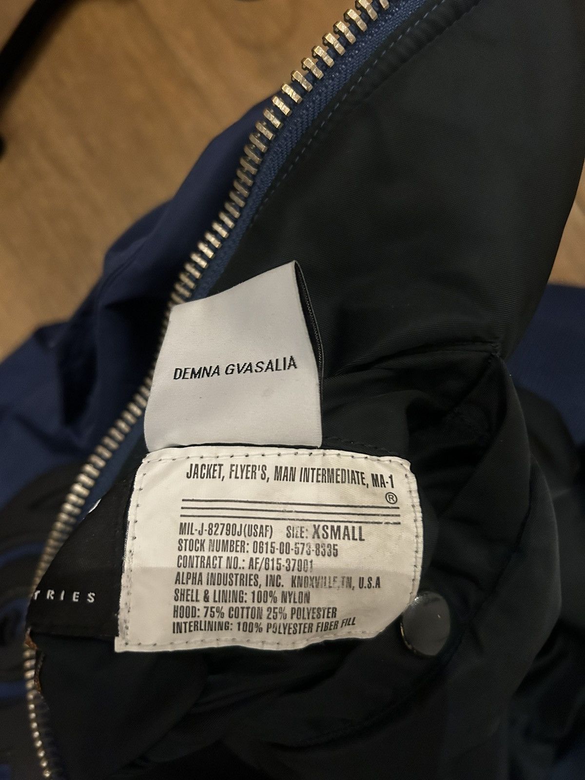 Vetements Vetements Tribal Bomber Size US XS / EU 42 / 0 - 21 Thumbnail