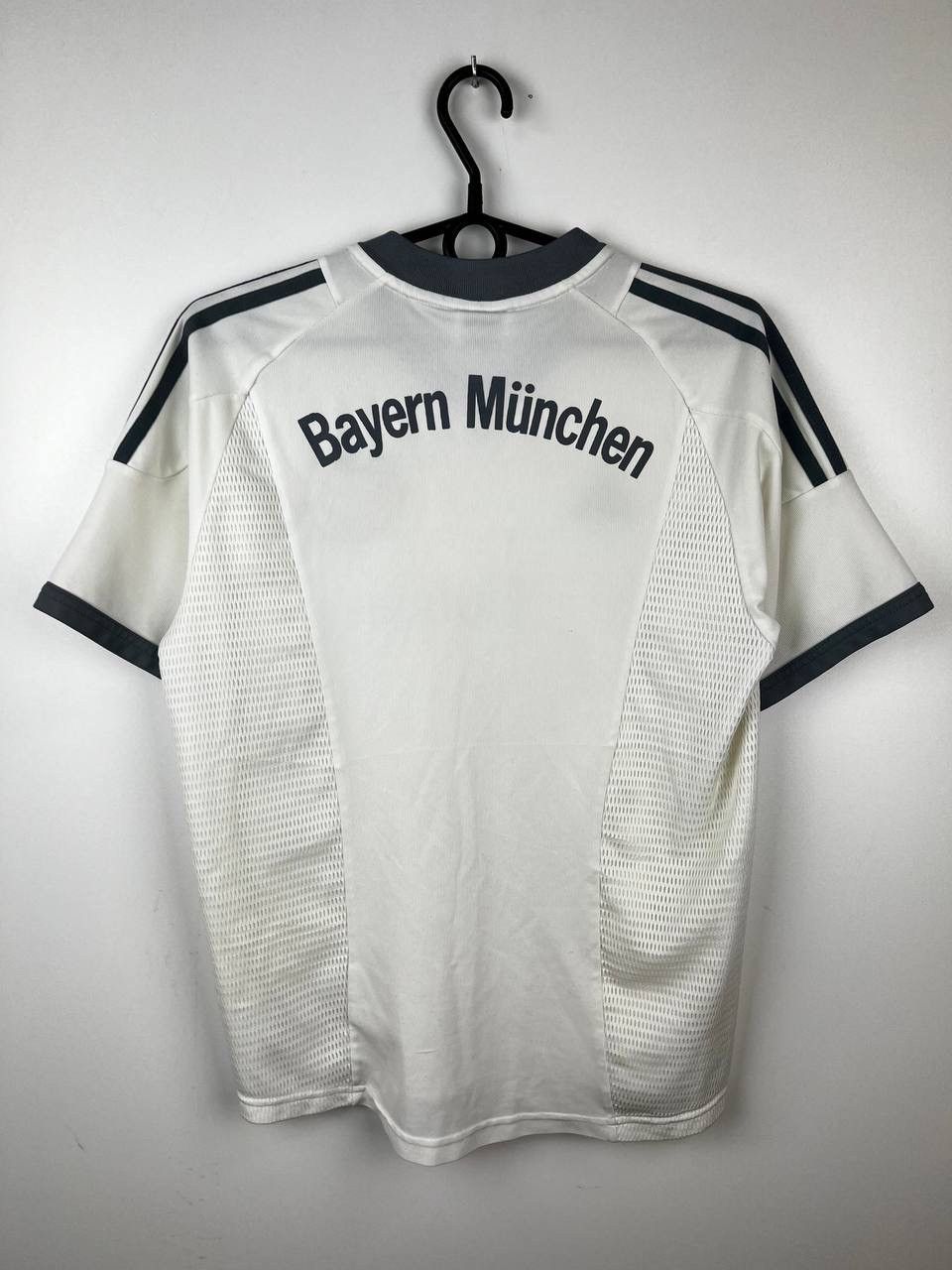 Vintage Bayern Munchen Adidas jersey vintage t-shirts size XS Size US XS / EU 42 / 0 - 2 Thumbnail