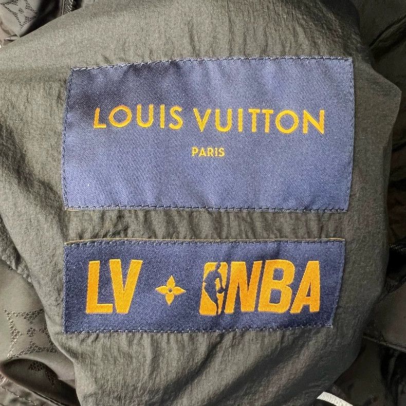 Louis Vuitton Louis Vuitton NBA Co-branded Black Dark Pattern Old Flower Size US L / EU 52-54 / 3 - 3 Thumbnail
