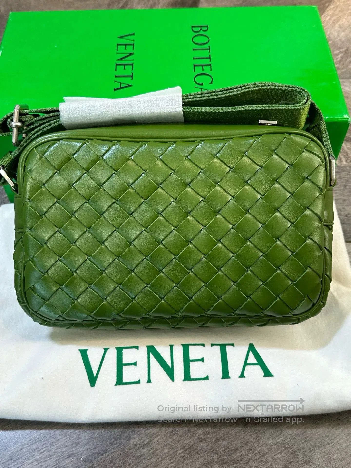 Bottega Veneta BV Classic Woven Camera Messenger Bag. Size ONE SIZE - 3 Thumbnail