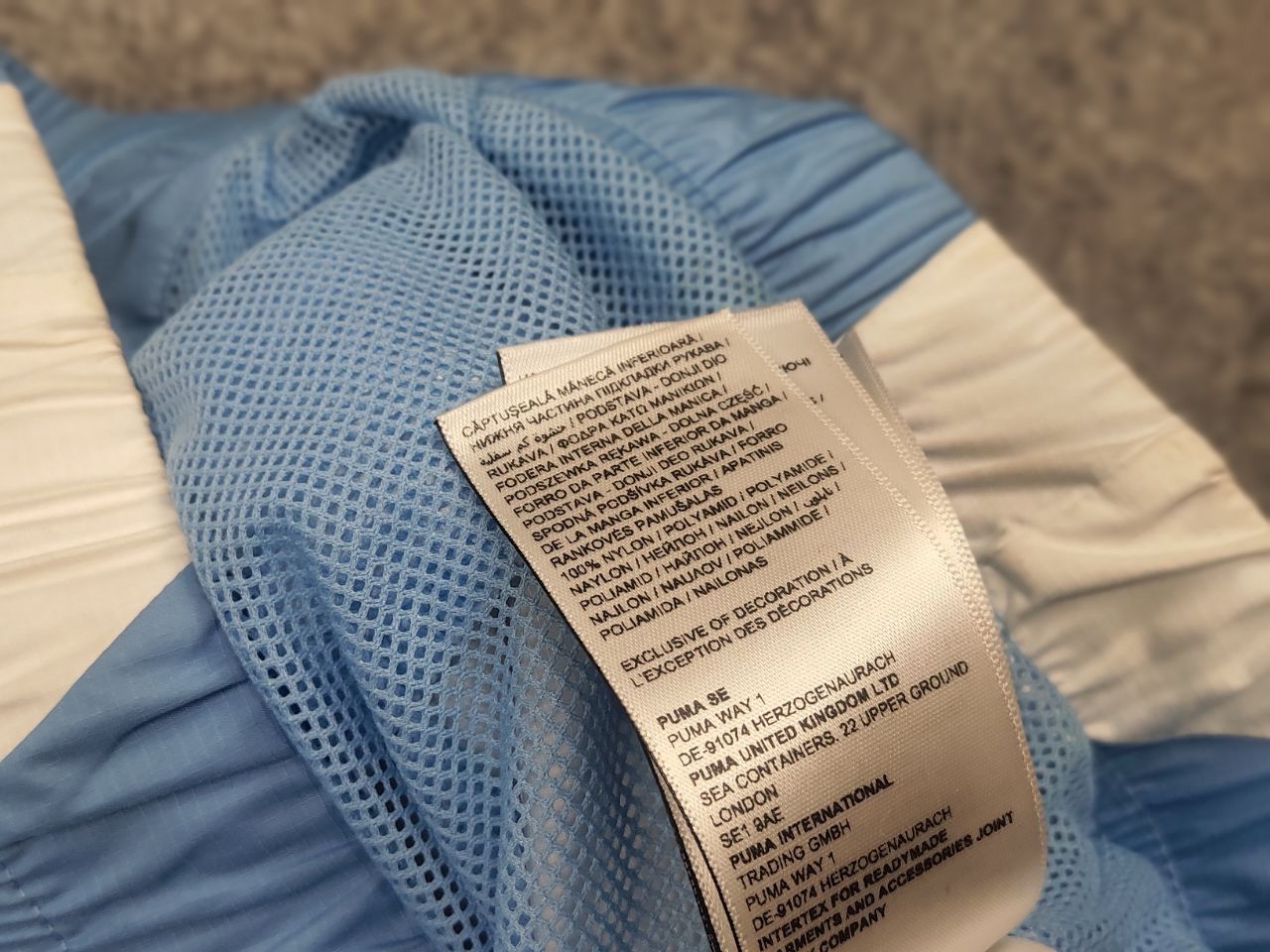 Puma Puma Manchester City Soccer Zip Jacket Blue Hooded Vintage Size US M / EU 48-50 / 2 - 17 Thumbnail