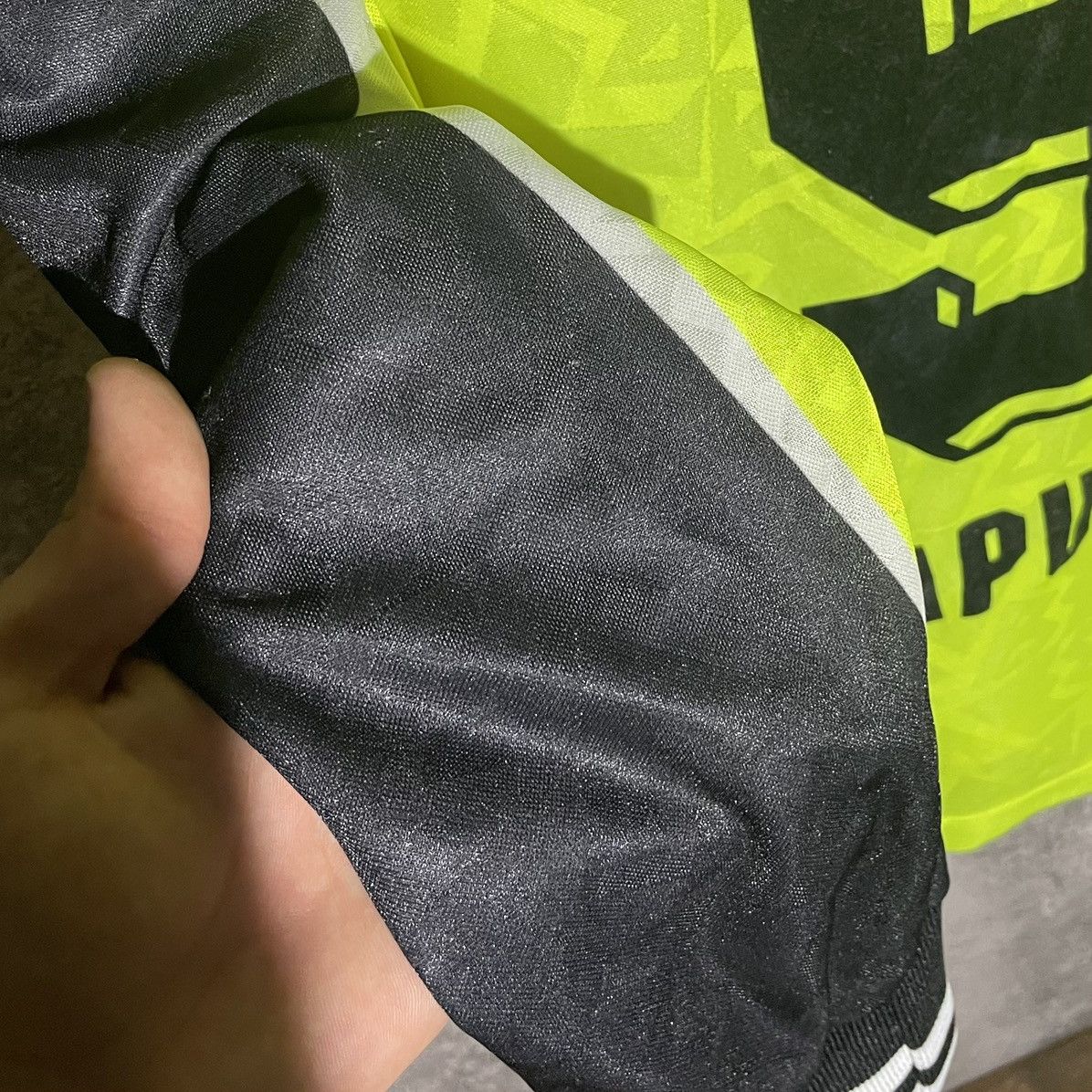 Nike Borussia Dortmund 95-96 Football Nike Shirt #9 Chapuisat Size US S / EU 44-46 / 1 - 16 Thumbnail