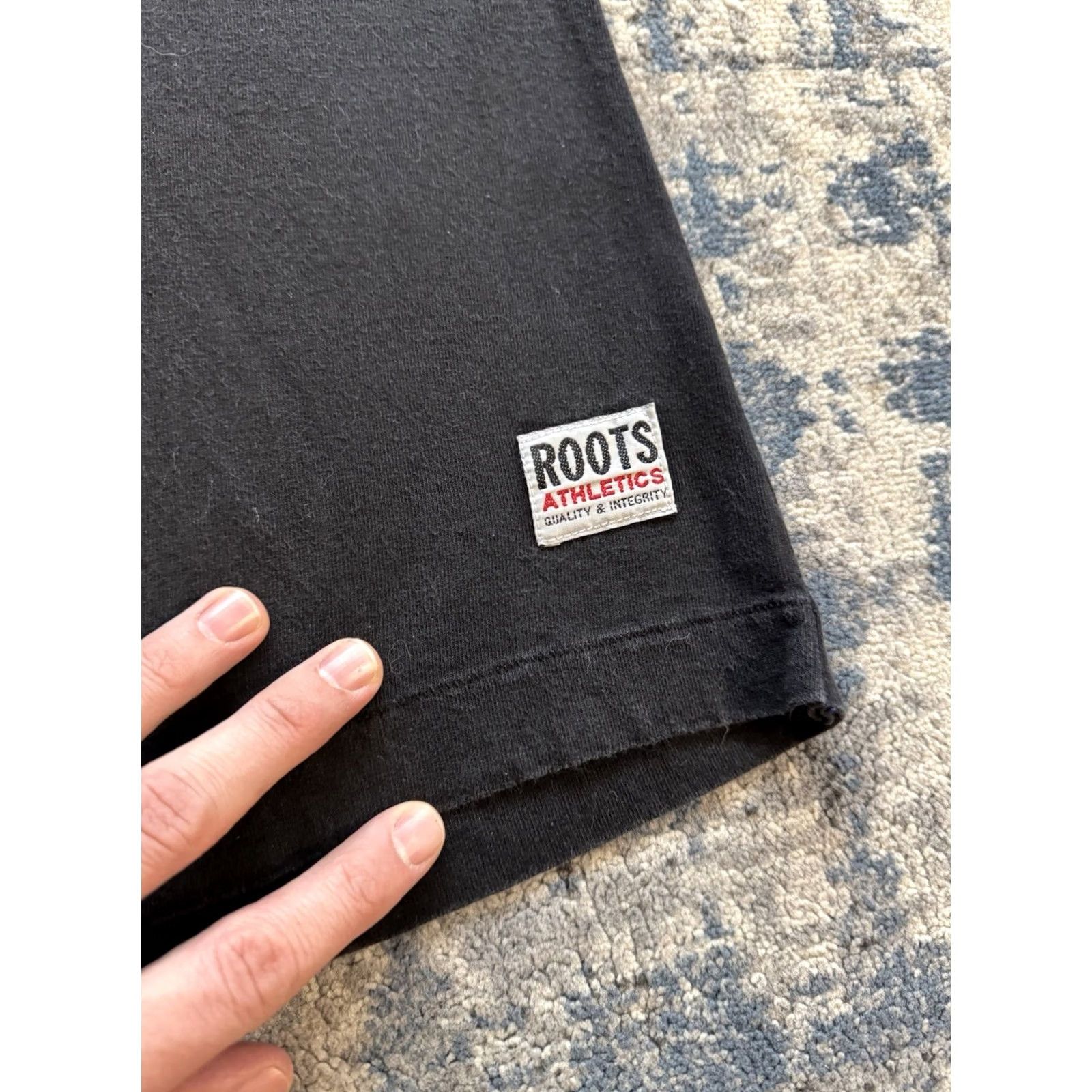 Roots VINTAGE Roots Athletics T-Shirt Black Graphic Print Crew Neck Short Sleeve 2000s Canada Men XL Size Regular Logo 2000-2009 Art Movie Size US XL / EU 56 / 4 - 5 Thumbnail