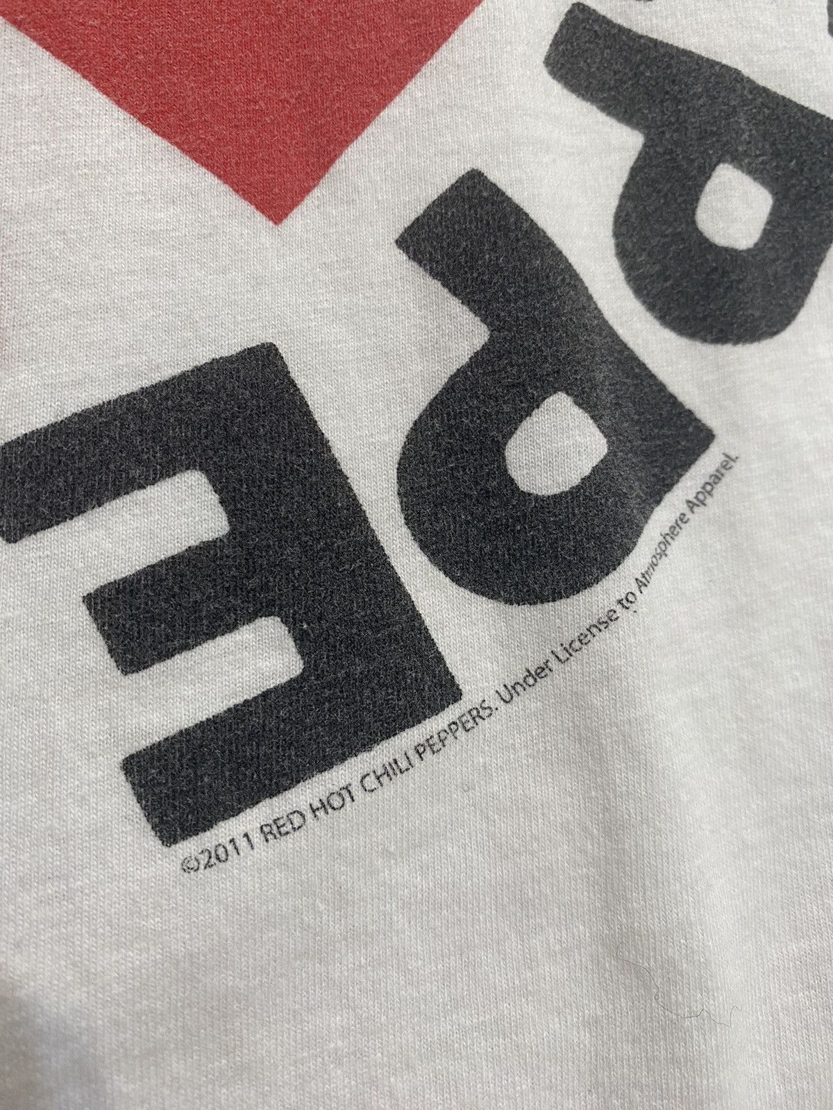 Band Tees × Vintage Vintage Red Hot Chili Peppers 2011 T-Shirt Size US L / EU 52-54 / 3 - 3 Thumbnail