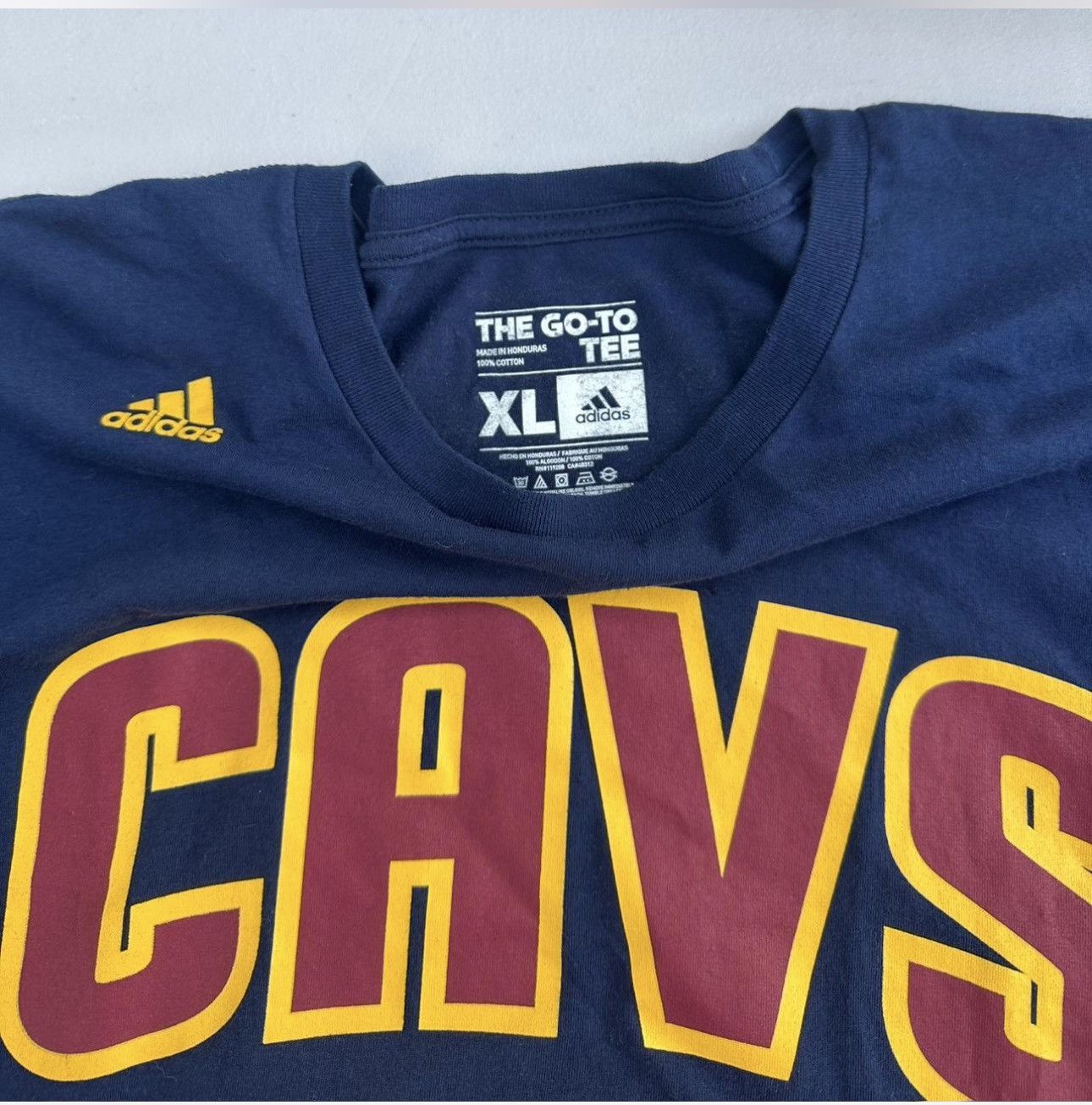 NBA Vintage nba lebron jersey tee cavs Size US XL / EU 56 / 4 - 2 Thumbnail