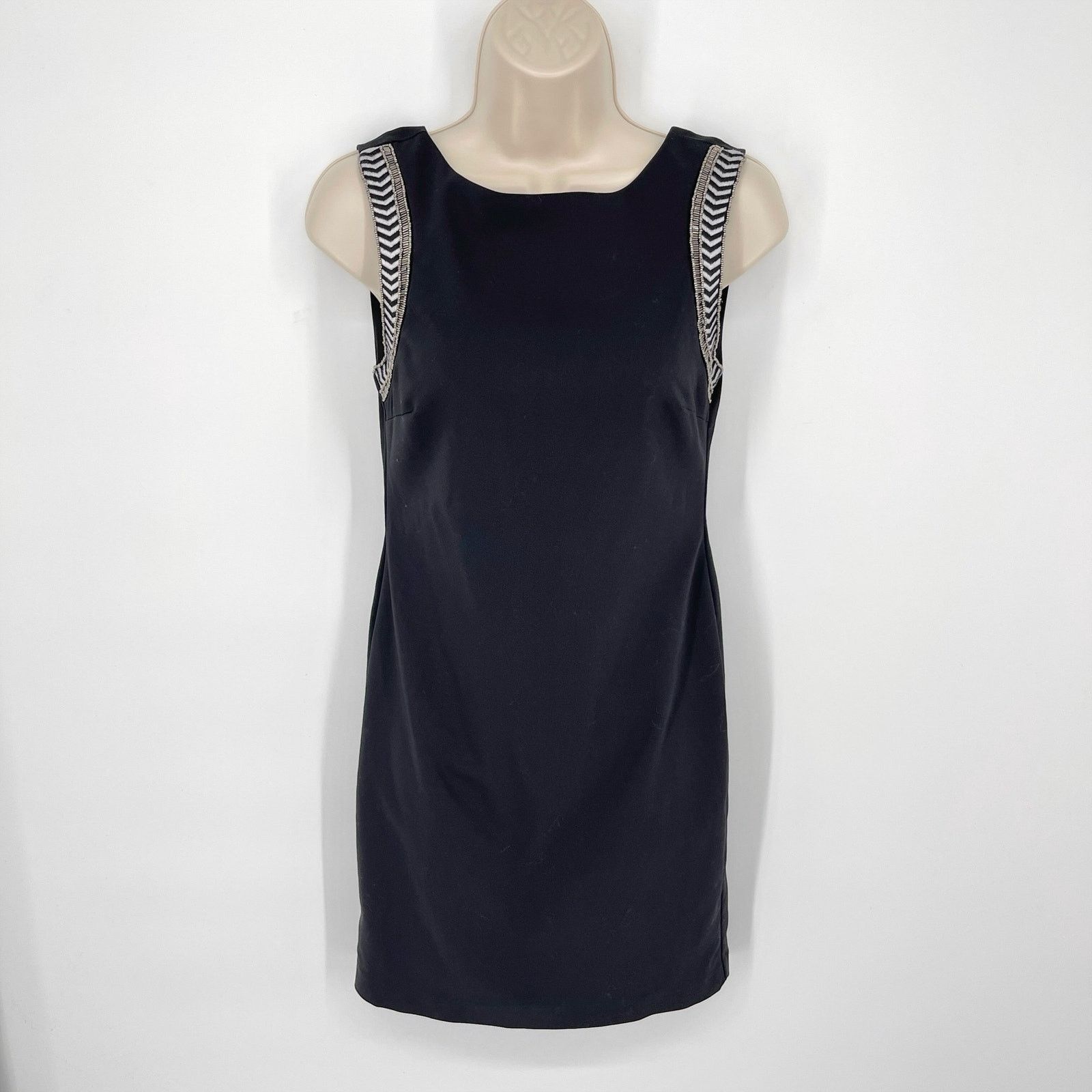 green emerald velvet dress Zara Black Woven Short Sleeve Skater Dress