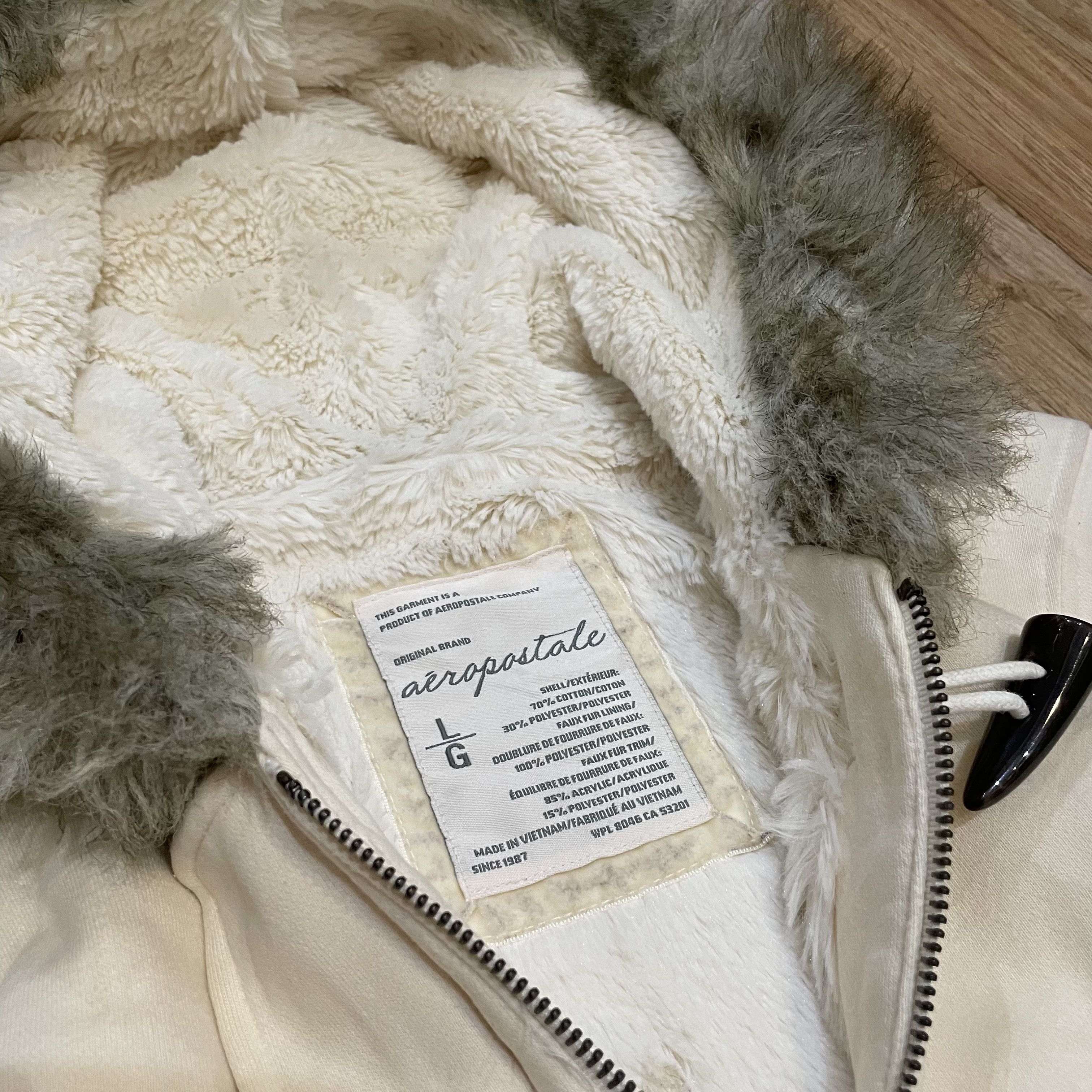 Aeropostale 2000's Y2K Aeropostale Foux Fur Hoodie Jacket Size US L / EU 52-54 / 3 - 4 Thumbnail
