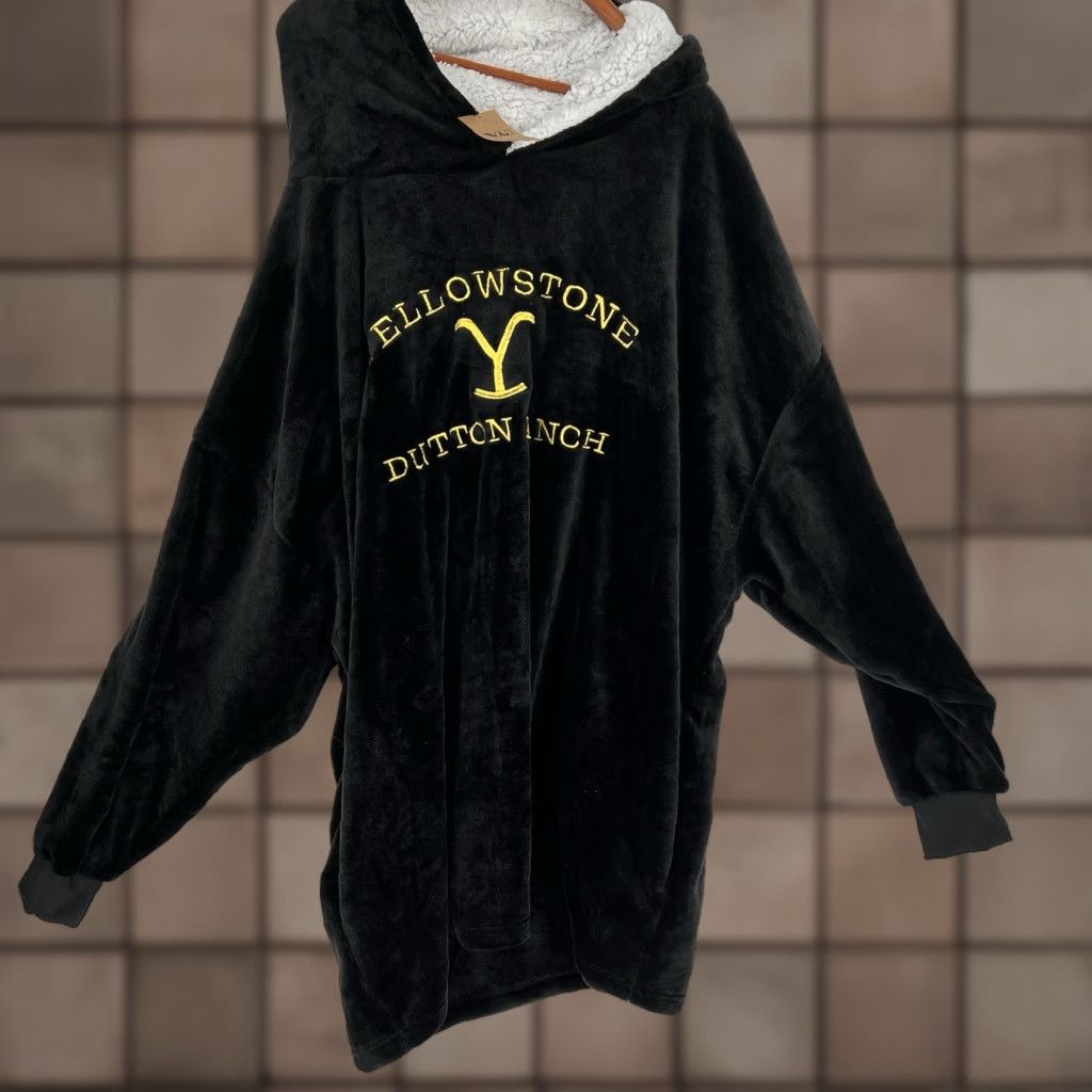 Vintage Yellowstone Dutton Ranch Blanket Hoodie One Size Pockets Size ONE SIZE - 1 Thumbnail