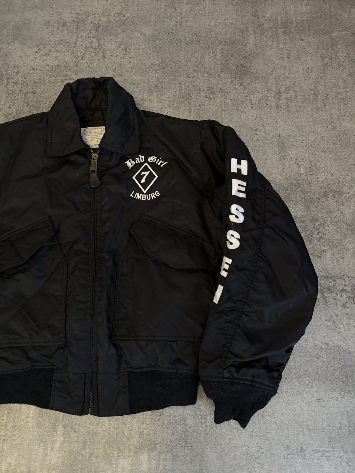Vintage Bomber Flying Jacket Bad Girl boxy black vintage USA MA-1 Size US S / EU 44-46 / 1 - 6 Thumbnail