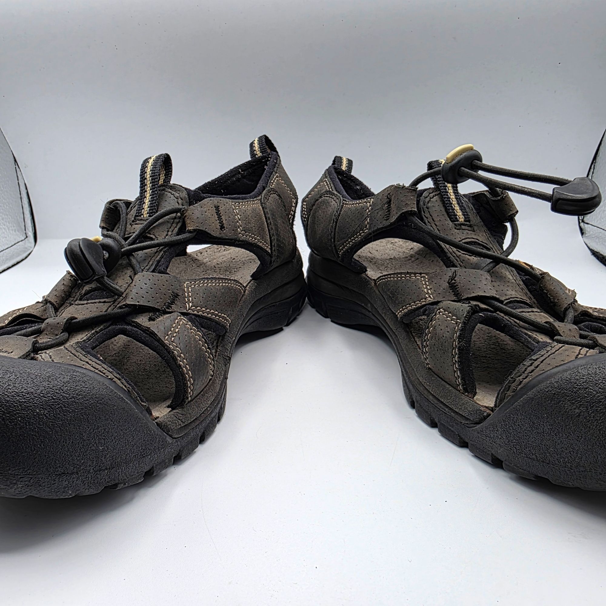 KEEN Keen H2 Mens Size 8 Gray Closed Toe Sandals Waterproof Casua Size US 8 / EU 41 - 3 Thumbnail