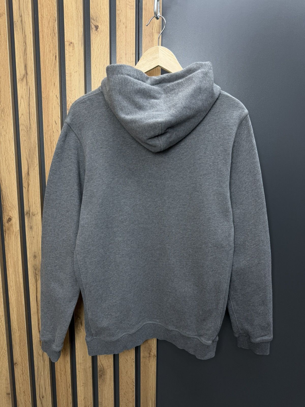 Diesel Vintage Y2k Diesel Hoodie Grey Graphic Pullover Size M Size US M / EU 48-50 / 2 - 9 Thumbnail