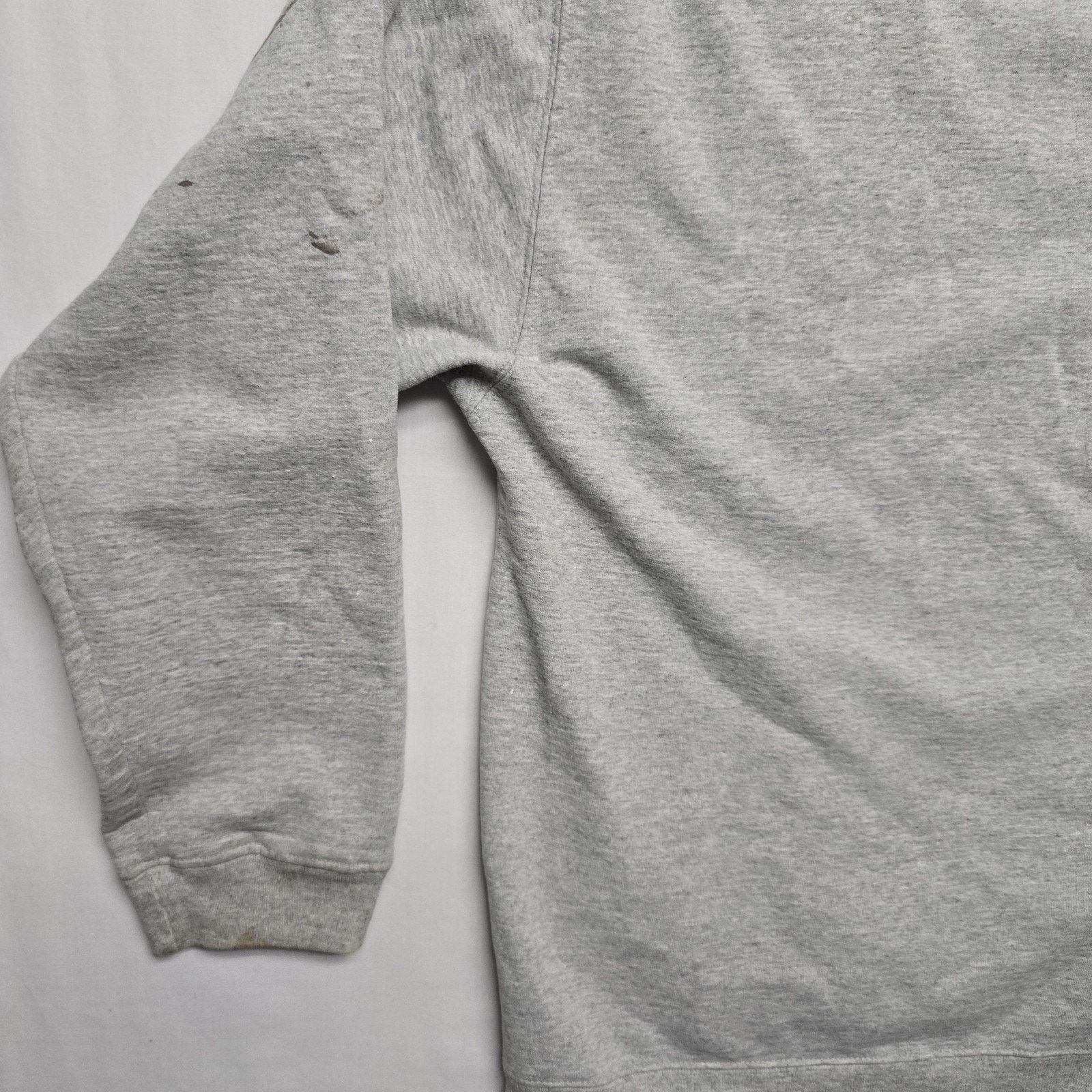 Old Navy Old Navy Sweatshirt L Gray Crewneck Logo Pullover Distressed Size US L / EU 52-54 / 3 - 10 Thumbnail
