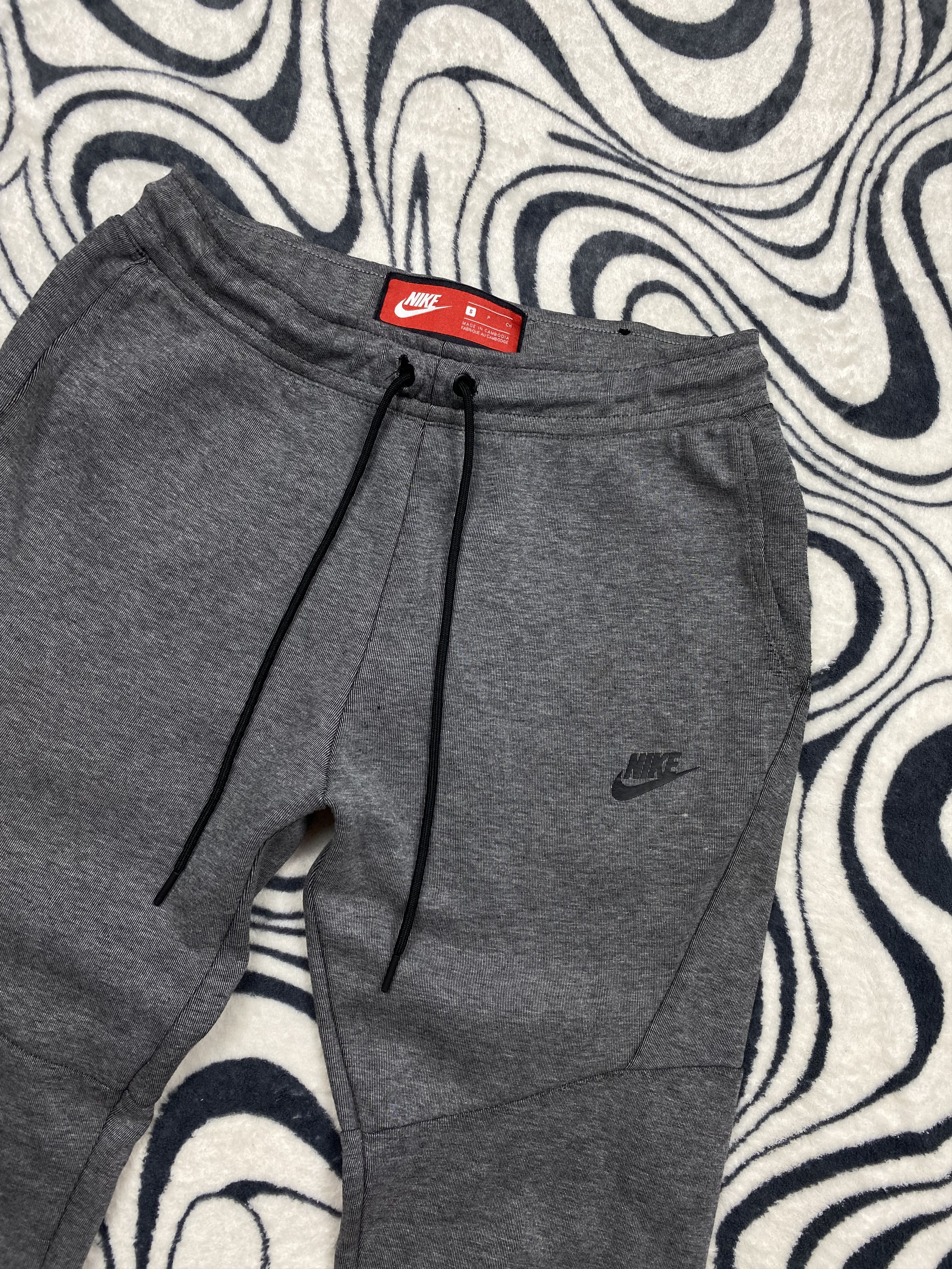 Nike Nike Tech Fleece Mens Sweatpants Pants Jogger Drill Y2K Size US 30 / EU 46 - 2 Thumbnail
