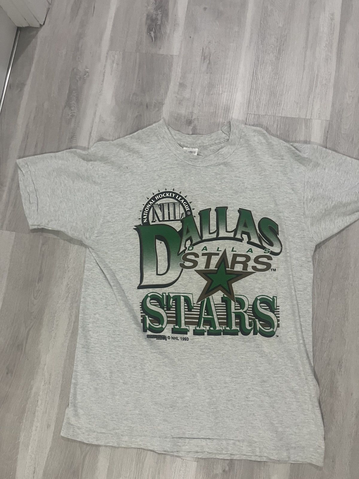 Fruit Of The Loom Dallas star tees 1993 Size US L / EU 52-54 / 3 - 1 Thumbnail