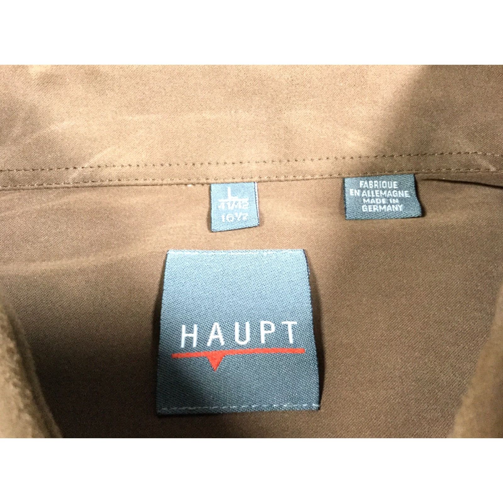 Vintage Haupt Large 41/42 Button Down Brown 16.5 16.5 Button-Front Polyester Men Regular Long Sleeve Point Collar brown Button-Up | 23” armpit to armpit Size US L / EU 52-54 / 3 - 5 Thumbnail