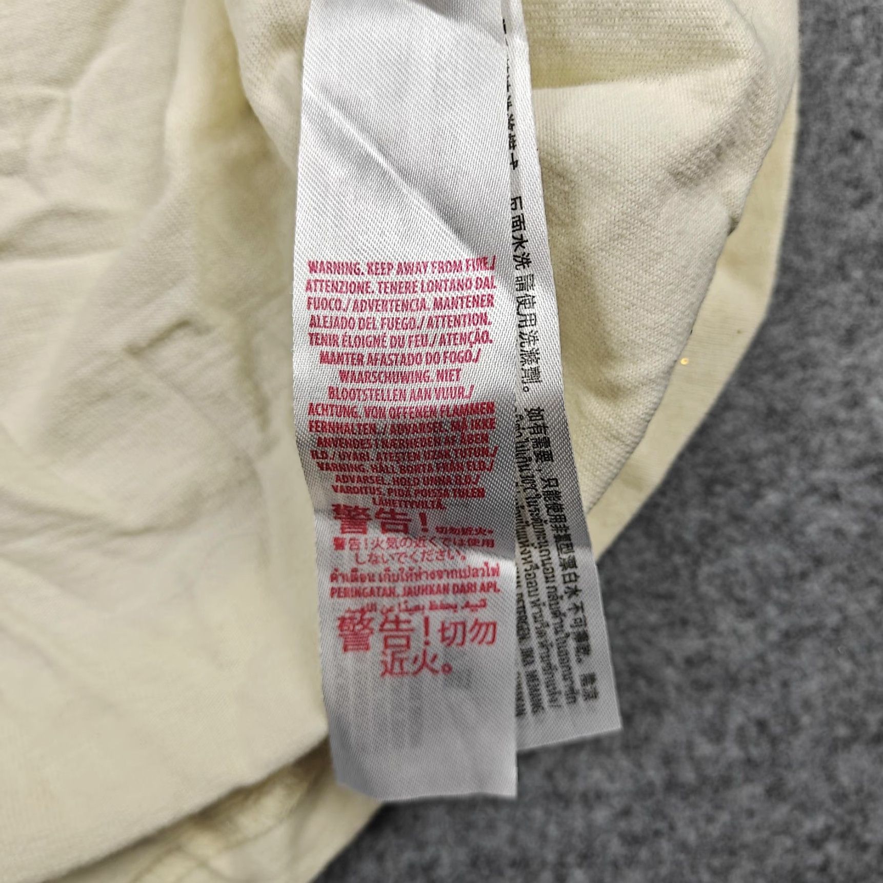 Disney VINTAGE? No. Size XL / US 12-14 / IT 48-50 - 6 Thumbnail