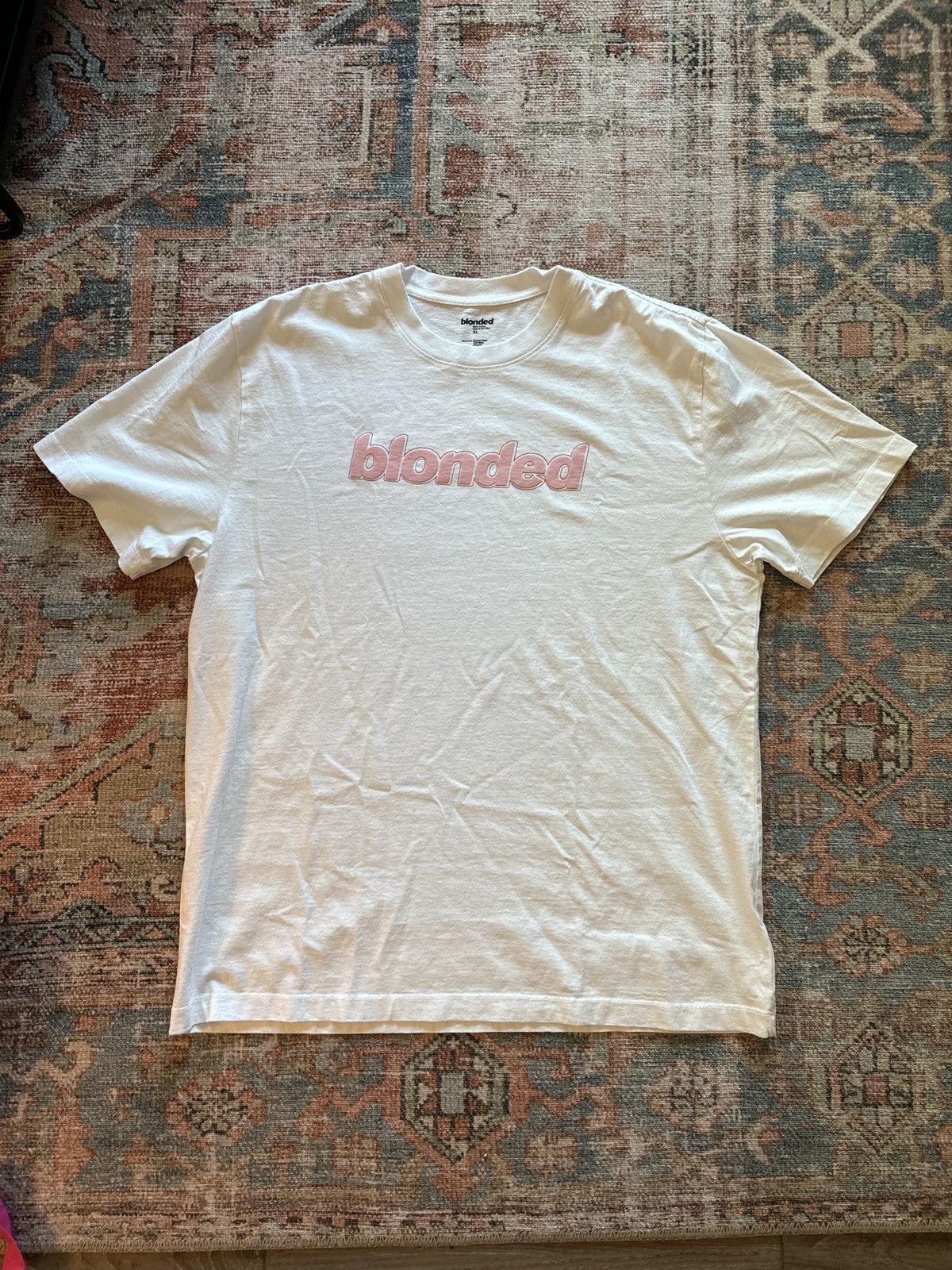 Pink best sale blonded shirt