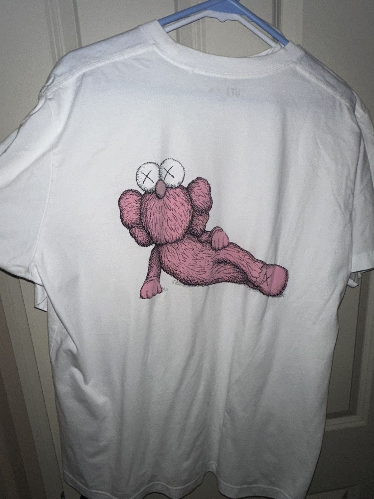 Kaws × Uniqlo Kaws X Uniqlo Time Off Tee (XL) Size US XL / EU 56 / 4 - 1 Thumbnail