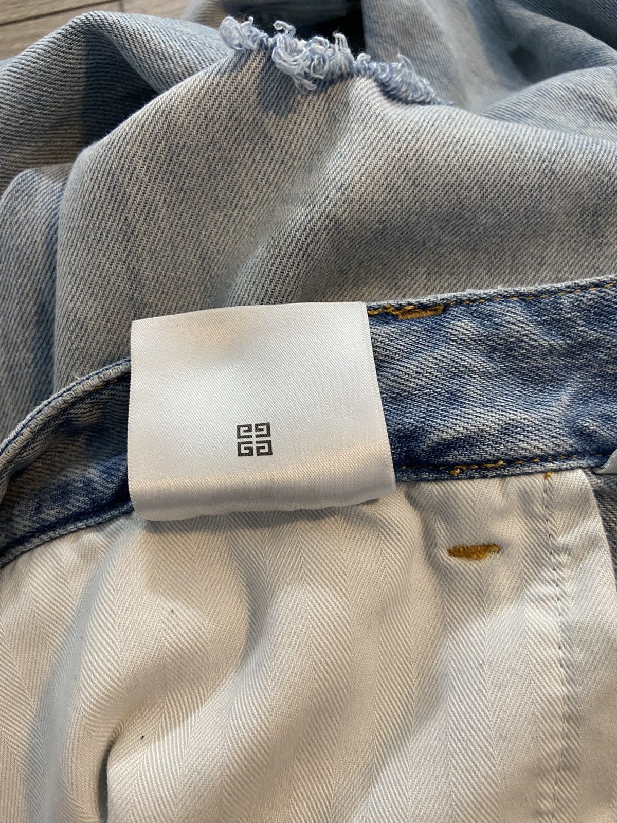 Givenchy Givenchy gamba wideleg jeans Size US 29 - 8 Thumbnail