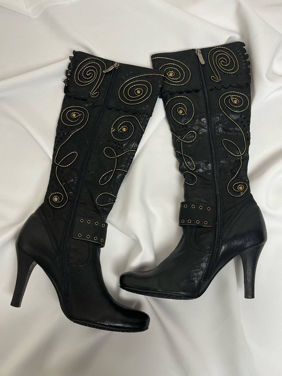 Vintage MALLANEE Archive Y2K Whimsigoth Gold Embroidered Boots Size US 9 / IT 39 - 3 Thumbnail