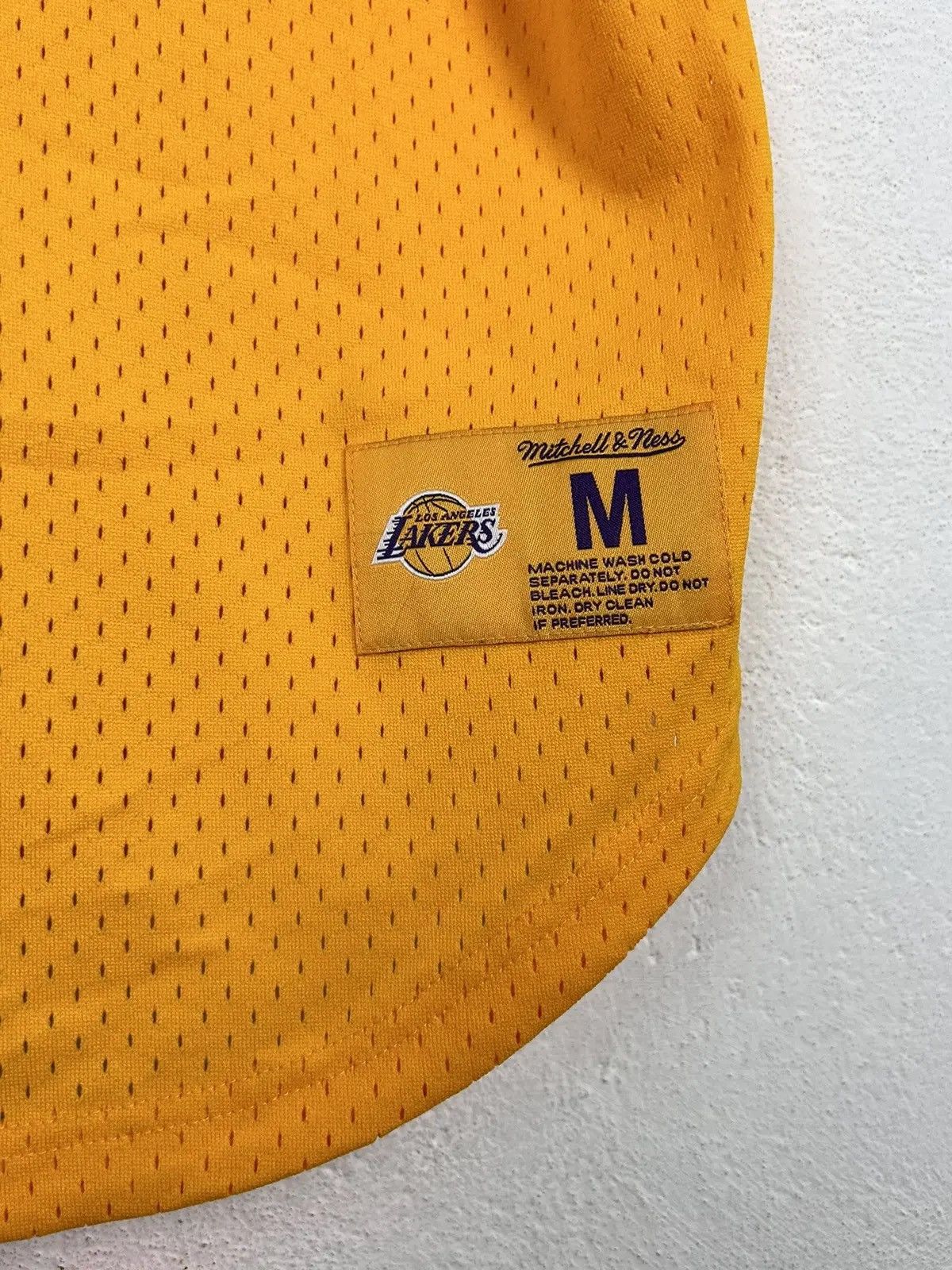 Mitchell & Ness Mitchell & Ness L.A. Lakers SS18 Rare Baseball Jersey Size US M / EU 48-50 / 2 - 3 Thumbnail