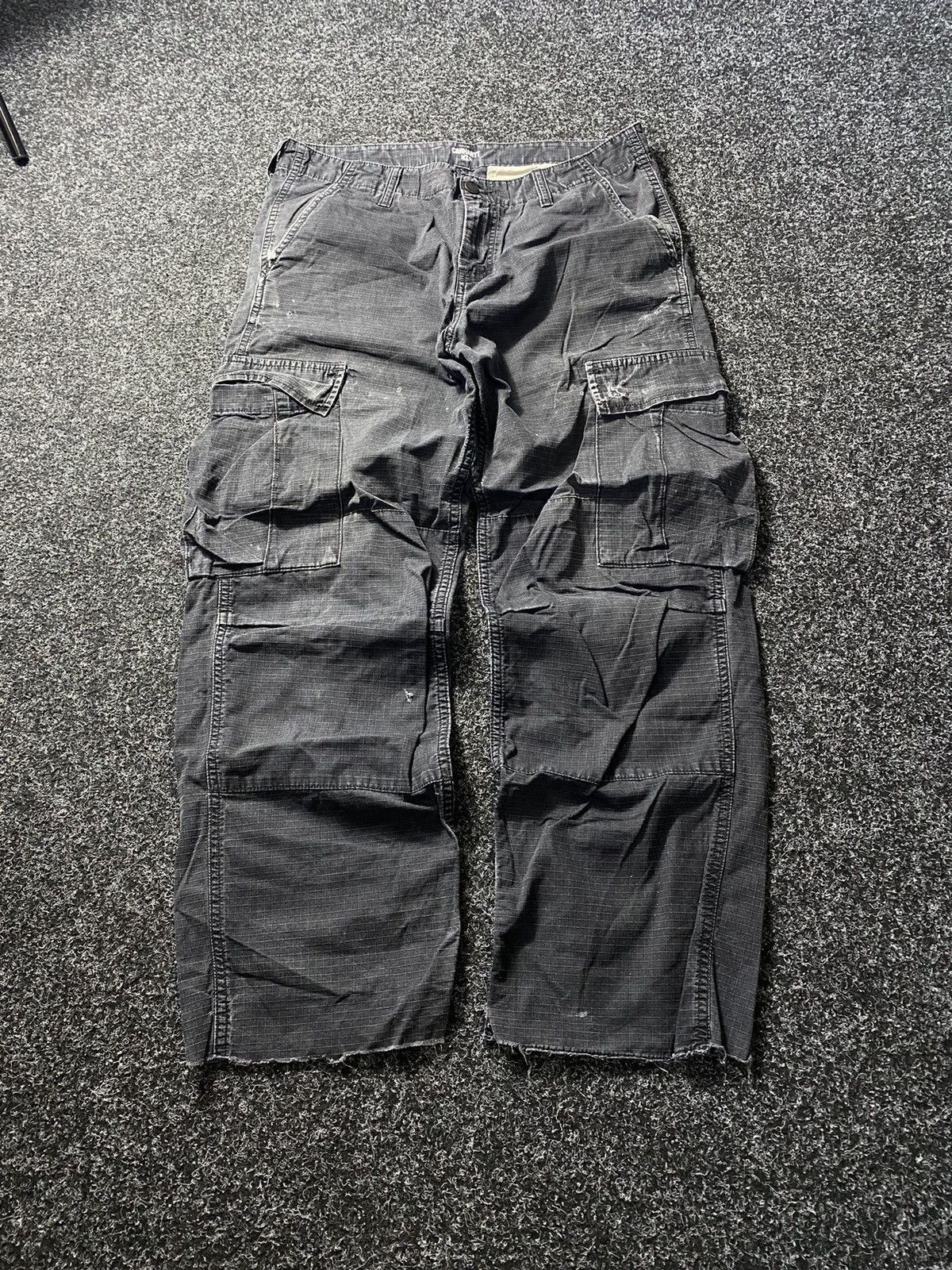 Carhartt 🔥Vntg Carhartt Distressed Ripped Hard Work Cargo Pants Mens Size US 32 / EU 48 - 2 Thumbnail