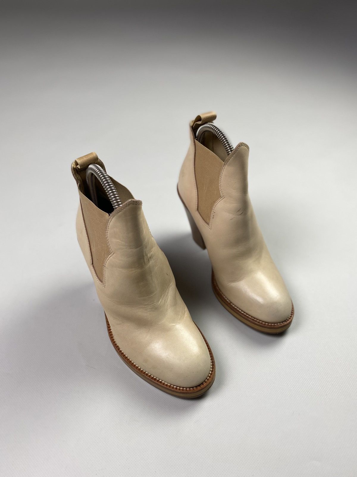 Acne Studios Acne Ladies Leather Heeled Boots Shoes Size 37 Size US 7 / IT 37 - 2 Thumbnail