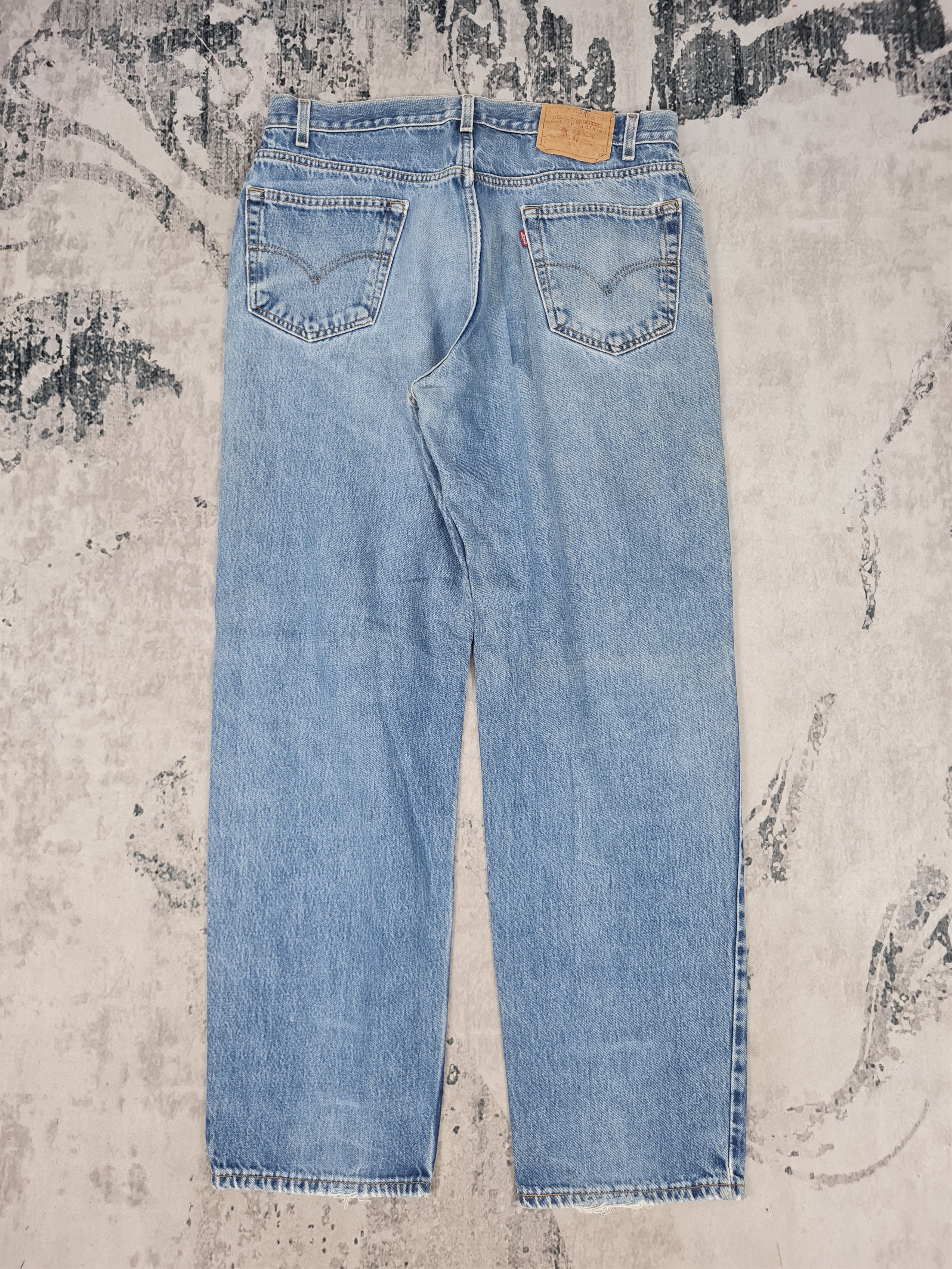 Levi's Vintage Clothing Vtg 90's LEVIS Ripped Faded Stain Jeans L0364 Size 36X31.5 Size US 36 / EU 52 - 2 Thumbnail