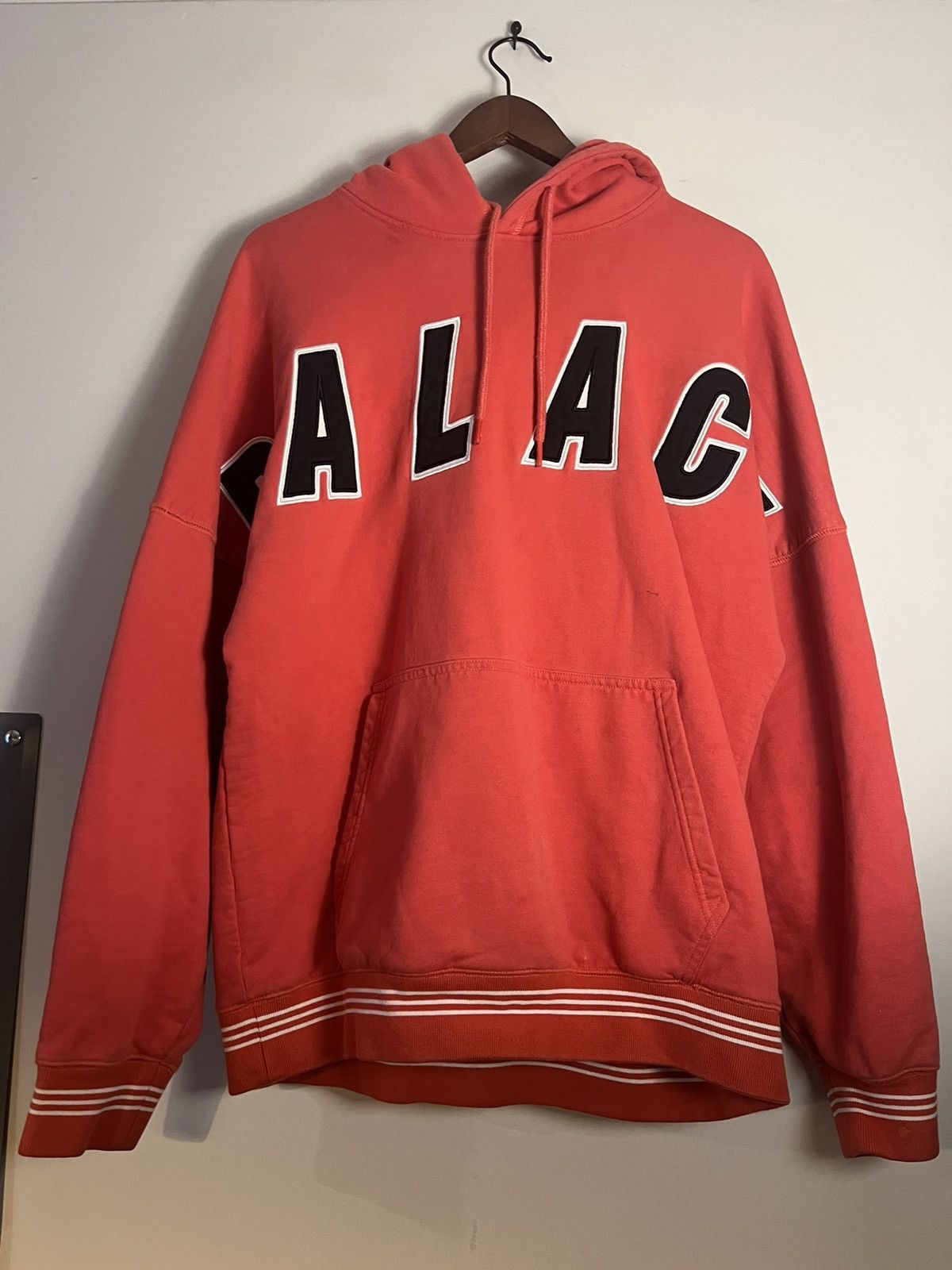 Designer × Nike × Palace 00s Palace college spell out hoodie Size US L / EU 52-54 / 3 - 1 Thumbnail