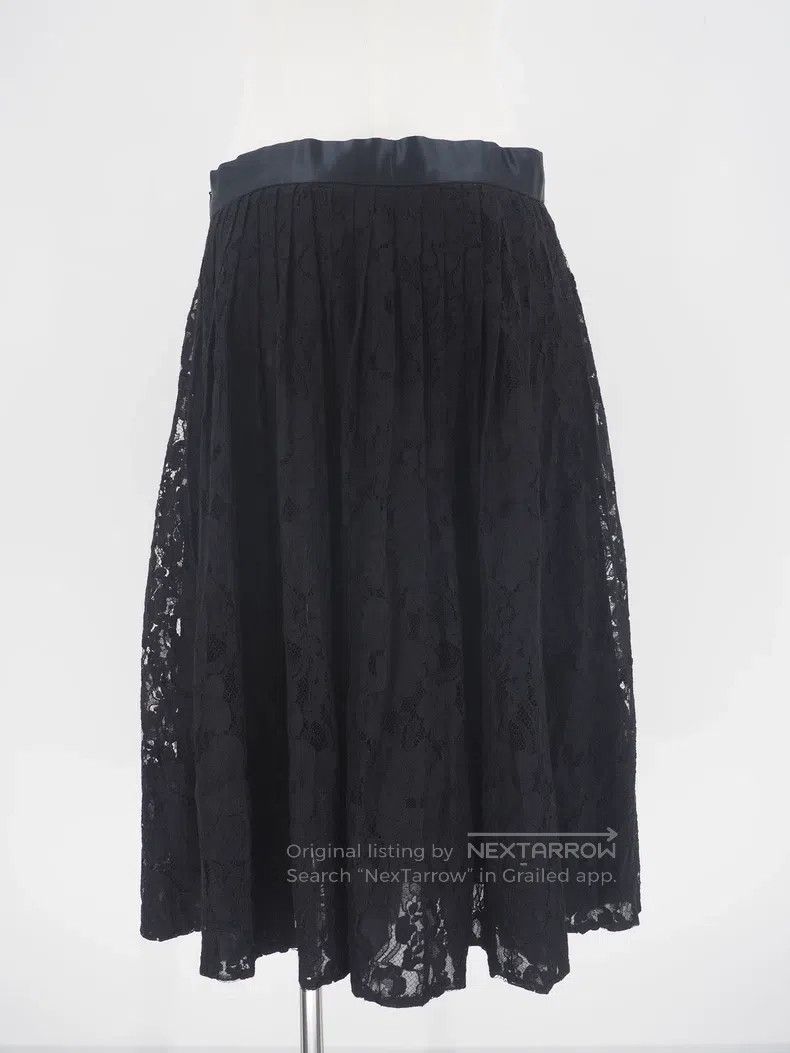 Givenchy Givenchy Black lace sheer silk lining half skirt Size 39" - 3 Thumbnail