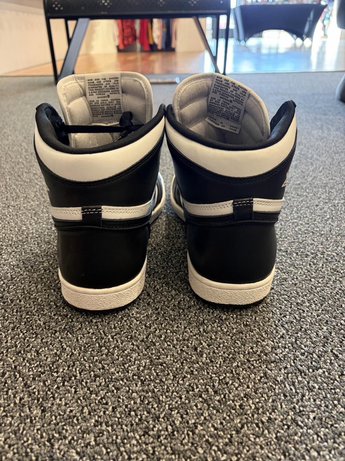 Jordan Brand Size 15 - Jordan 1 Retro '85 OG High Black White Size US 15 / EU 48 - 3 Thumbnail