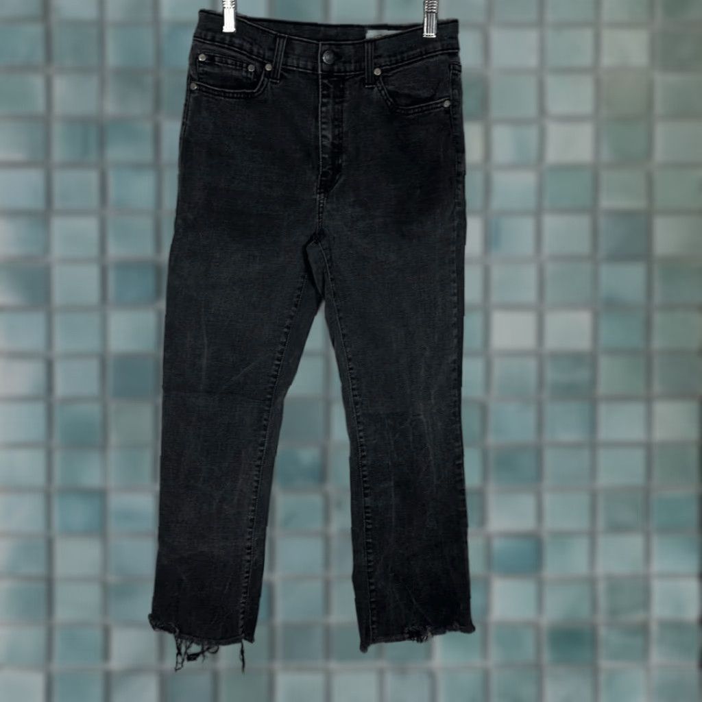 Pistola Pistola Womens Skinny Cropped Black Jeans W 29 Style P8288STB-STE Frayed Hem Ankle Cropped 25" Inseam 7" Leg Opening 10" Front Rise Jeans Womens Size 29" - 1 Thumbnail