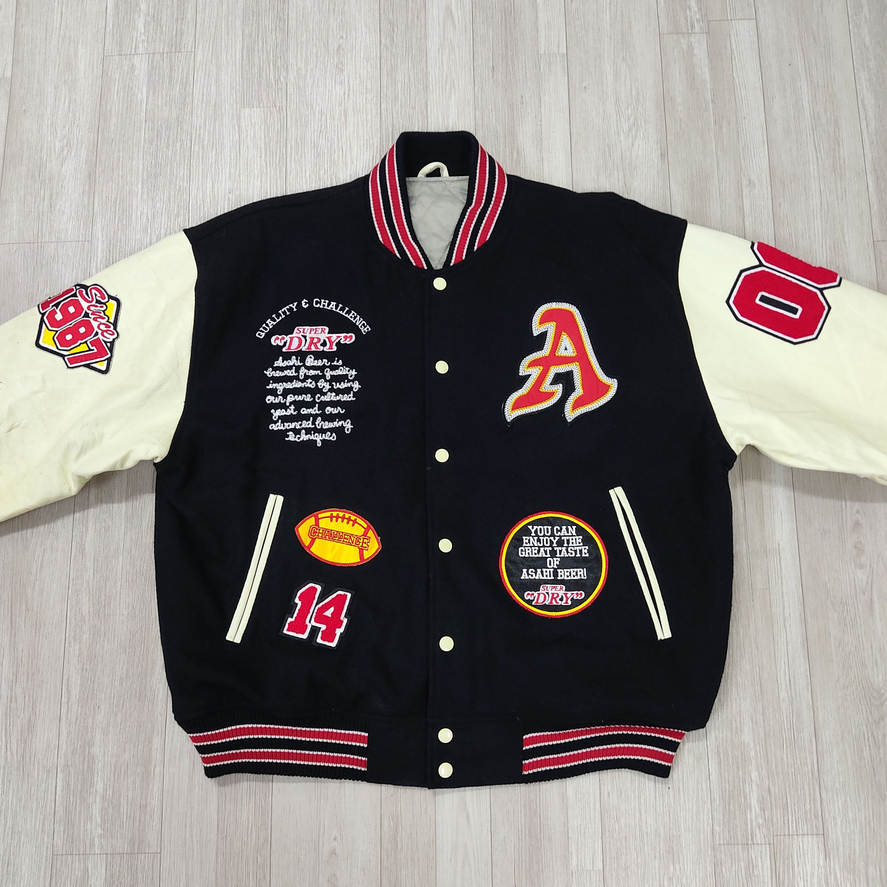 Superdry SUPERDRY Japan Leather Sleeve Varsity (Patch Loaded Edition) Size US XL / EU 56 / 4 - 6 Thumbnail