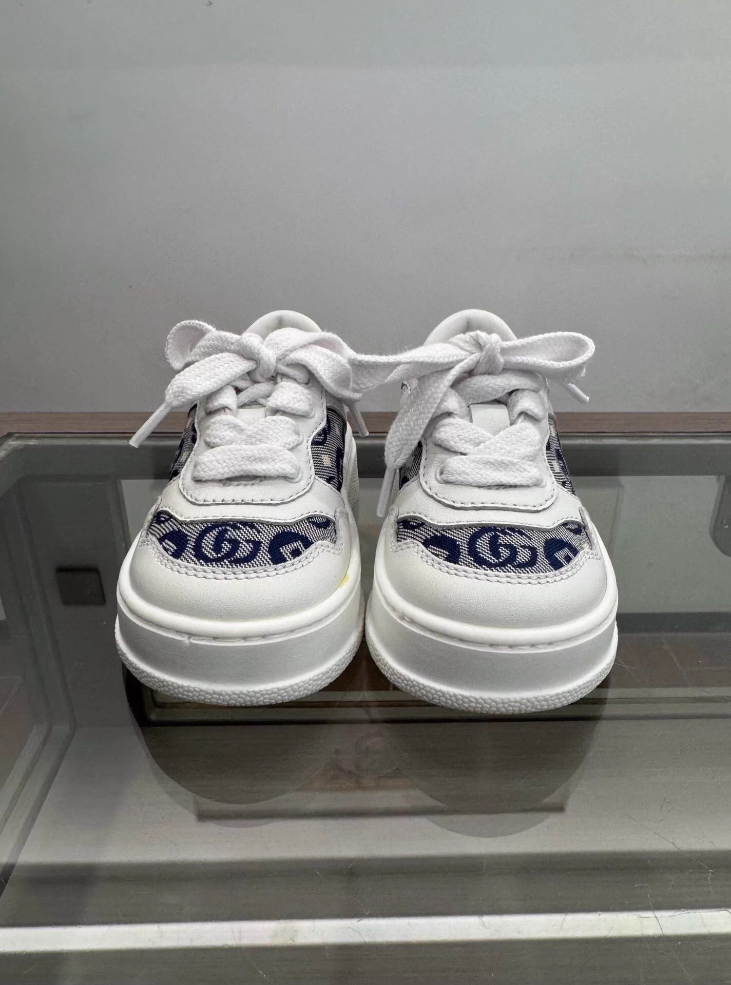 Gucci Gucci Kids Blue GG Print White Sneakers 20 Size US 5 / EU 37 - 3 Thumbnail