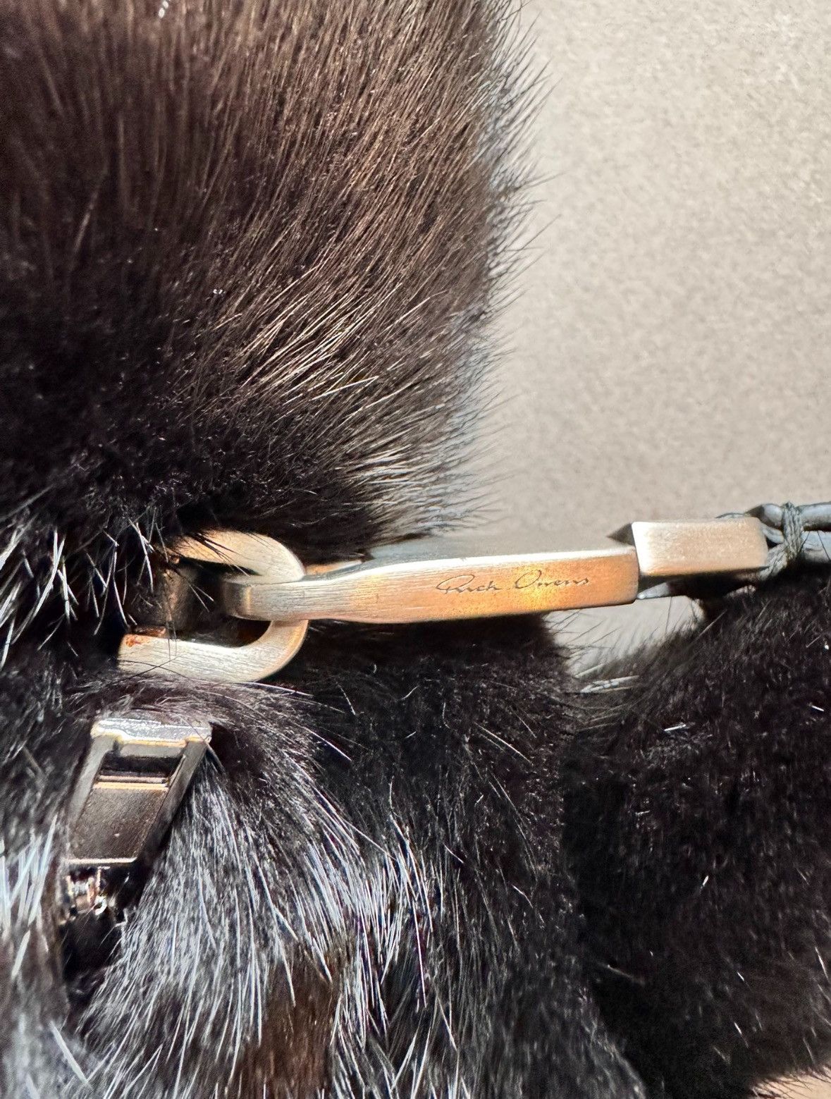 Rick Owens Rick Owens FW19 mink fur rabbit bag bag 2412-Nextarrow Size ONE SIZE - 4 Thumbnail