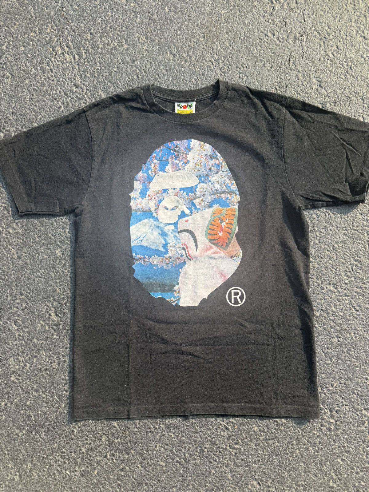 Bape Sakura Ape Head Photo Tee (2018) Size US M / EU 48-50 / 2 - 1 Thumbnail