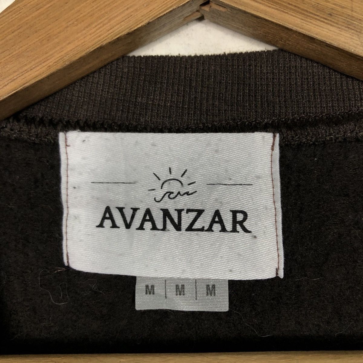 Japanese Brand 📌Express Delivery Avanzar Sweatshirt Big Logo Size US M / EU 48-50 / 2 - 15 Thumbnail