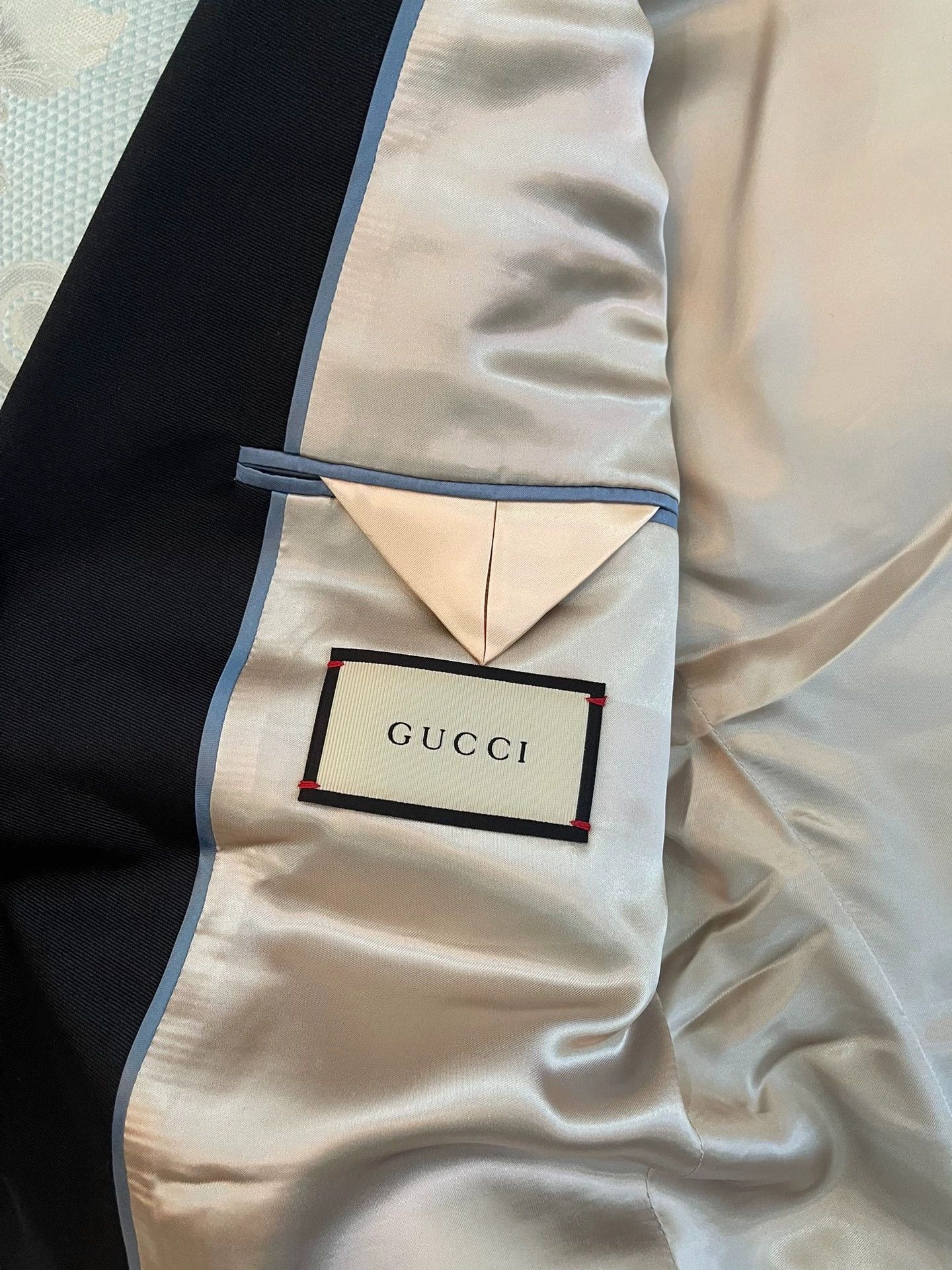 Gucci Gucci 50 Custom Silk Embroidered Gold Suit Worn Size 50R - 4 Thumbnail