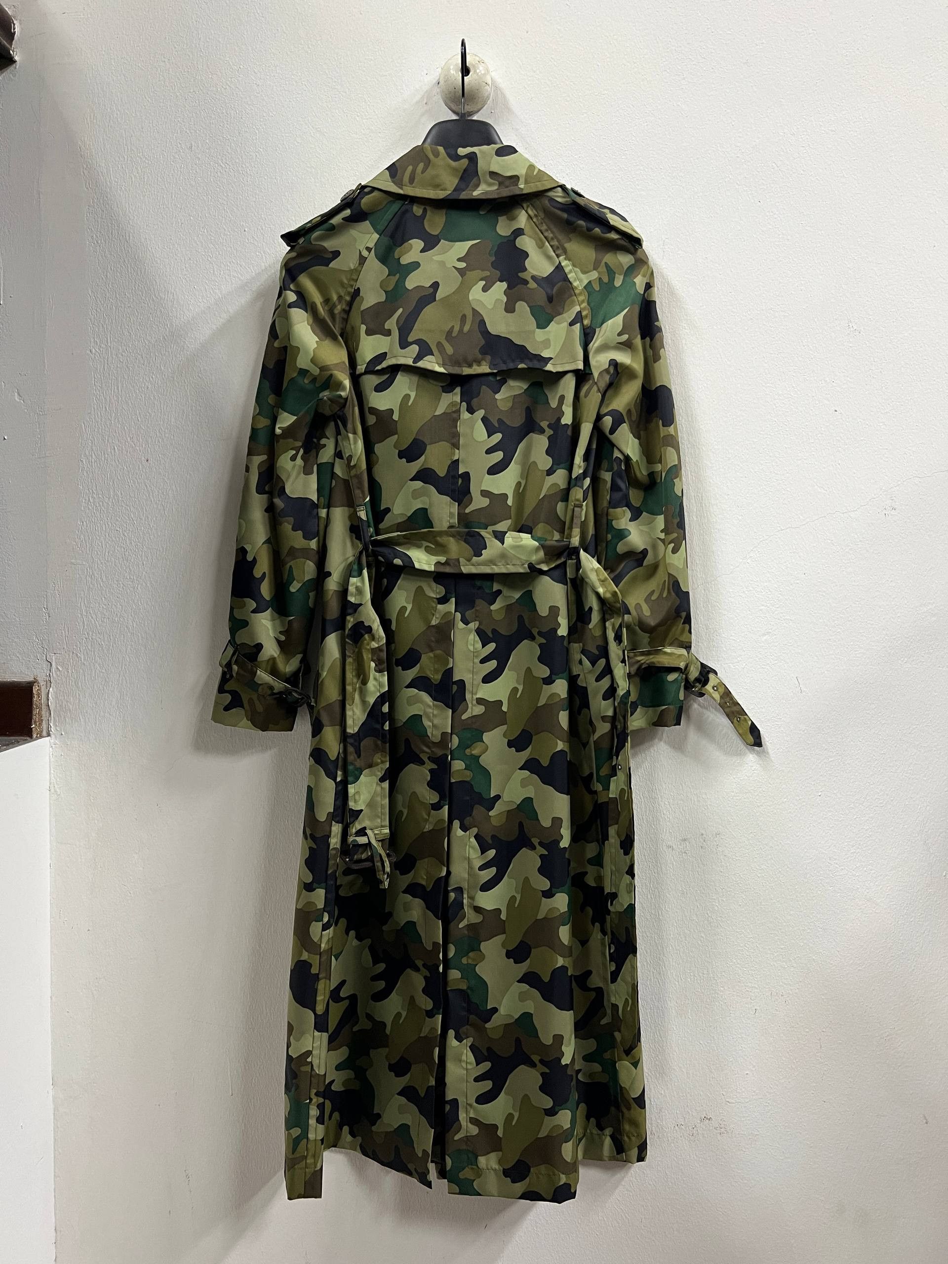 Comme des Garcons SS98 Comme Des Garcons Aoyama Exclusive Camo Trench Coat Size ONE SIZE - 2 Thumbnail