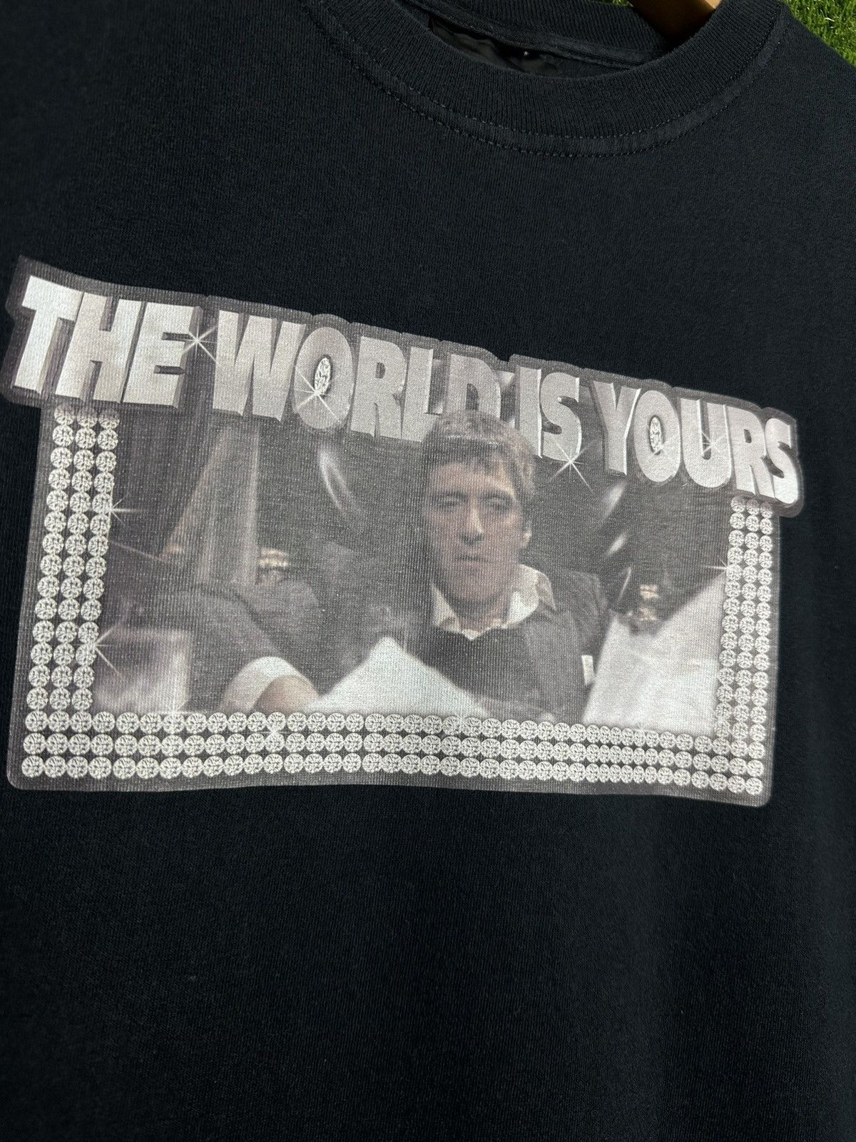 Vintage 🚨Vintage Serial Killer Scarface The World Is Yours T-Shirt Size US L / EU 52-54 / 3 - 3 Thumbnail
