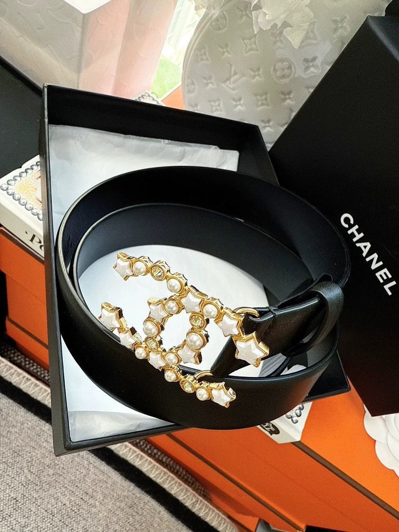 Chanel Chanel White Star Pearl CC Belt Size ONE SIZE - 2 Thumbnail