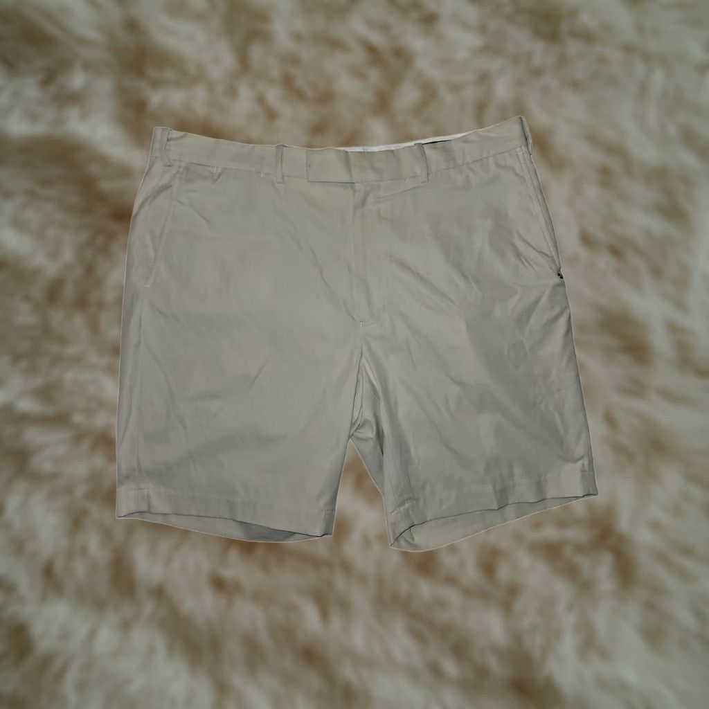 Ralph Lauren RLX Ralph Lauren Chino Shorts Mens 38 Ivory Stretch Casual Golf Outdoors Short Chino Mens 38 Ivory RLX Polo Logo Size US 38 / EU 54 - 1 Thumbnail