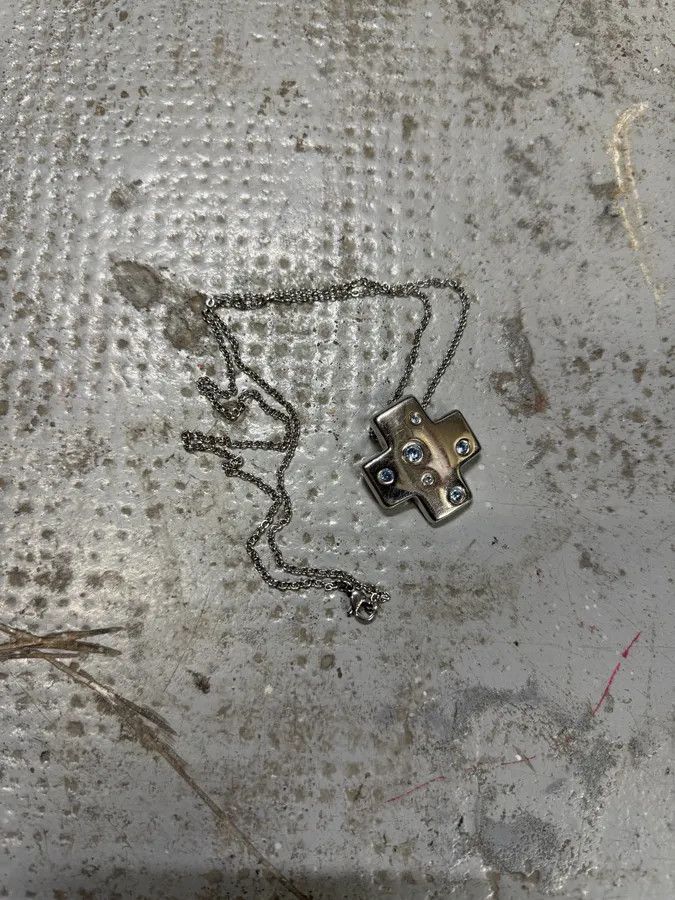 Vintage × Yves Saint Laurent 2000s Yves Saint Laurent Blue Crystal Silver Cross Necklace Size ONE SIZE - 5 Thumbnail