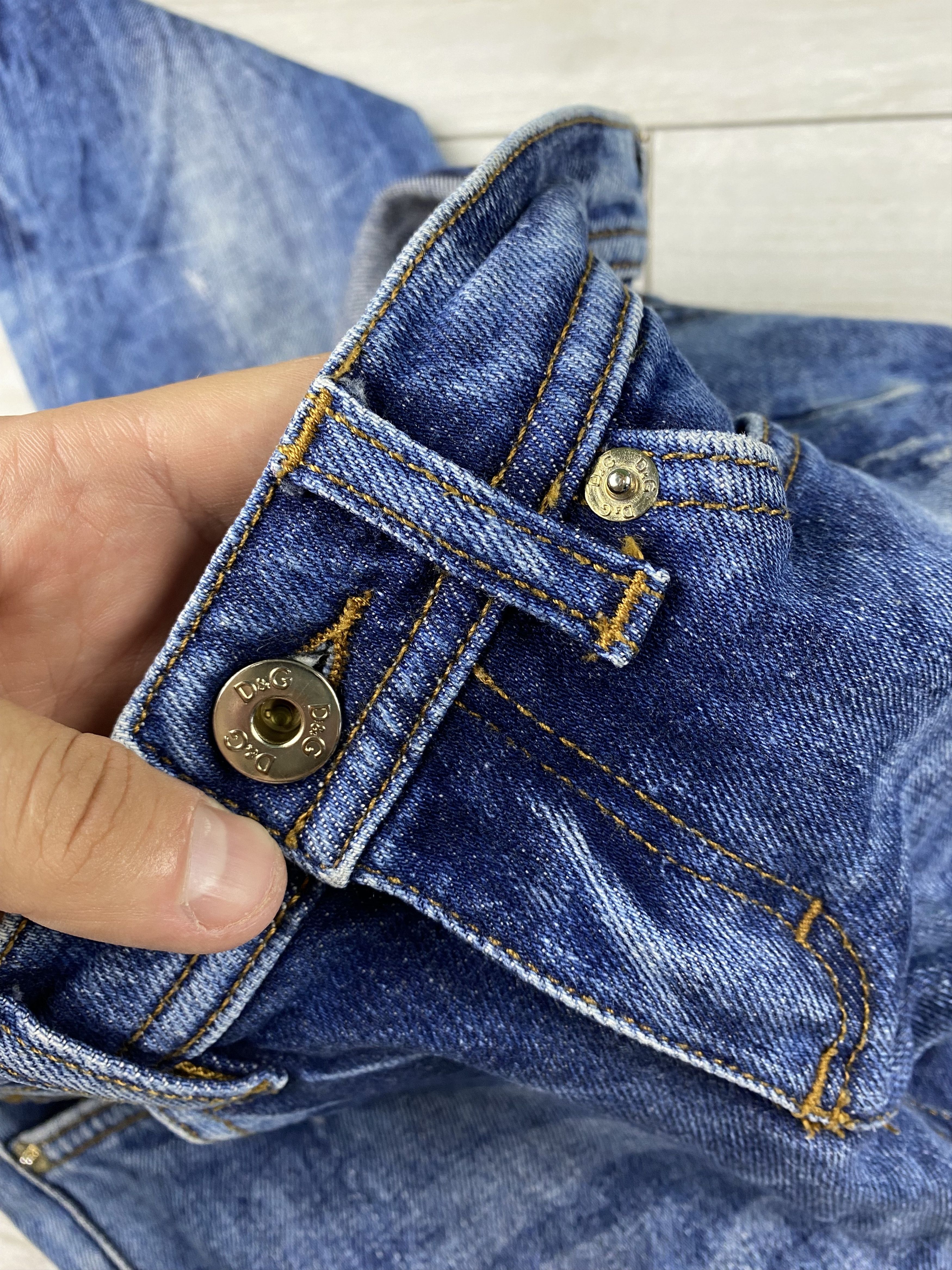 Dolce & Gabbana Rare vintage Dolce & Gabbana women distressed washed jeans Size 24" / US 00 / IT 34 - 11 Thumbnail