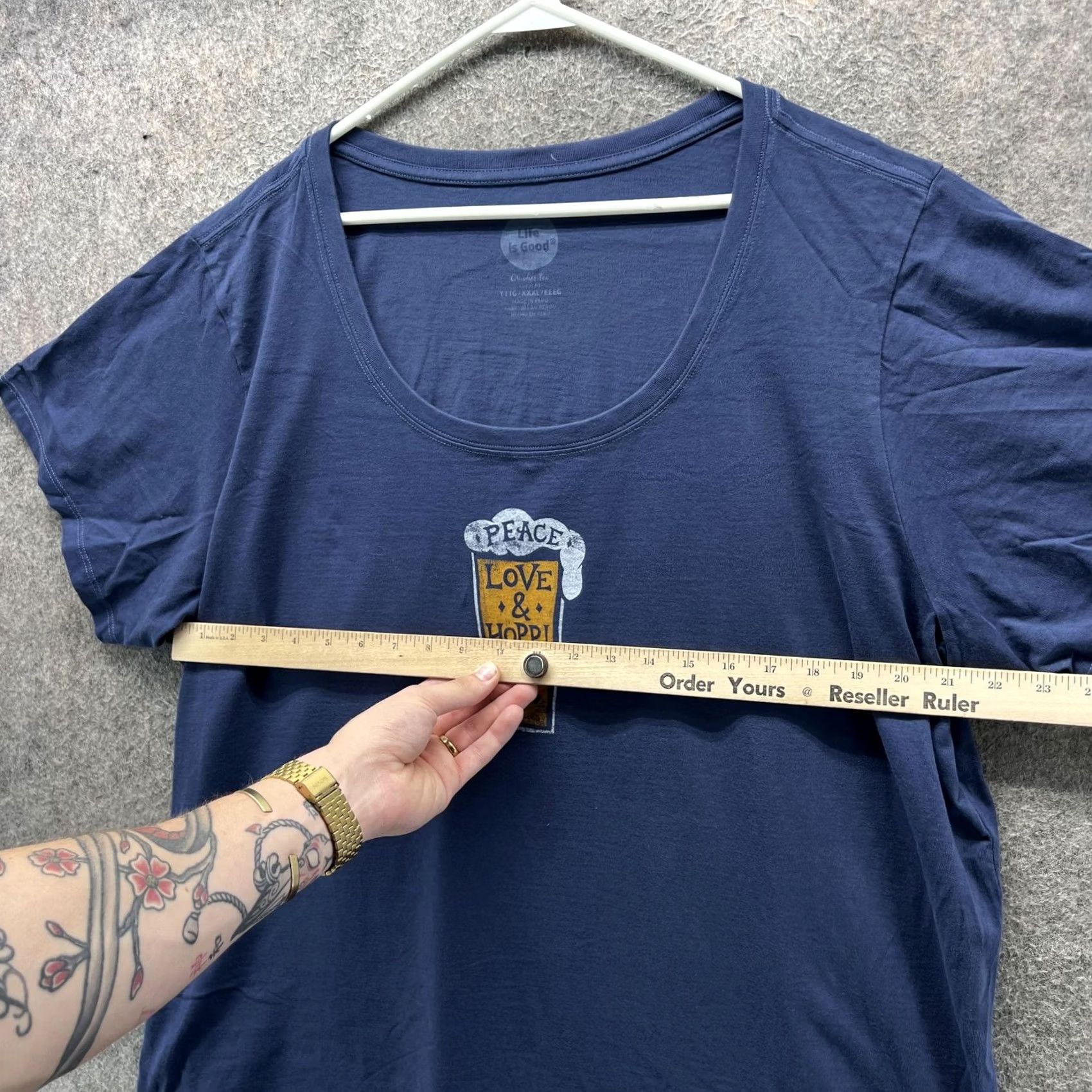 Life is Good VINTAGE Life is Good Crusher Shirt Tee Womens 3XL Blue Peace Love & Hoppiness Beer Size XXL / US 16-18 / IT 52-54 - 4 Thumbnail