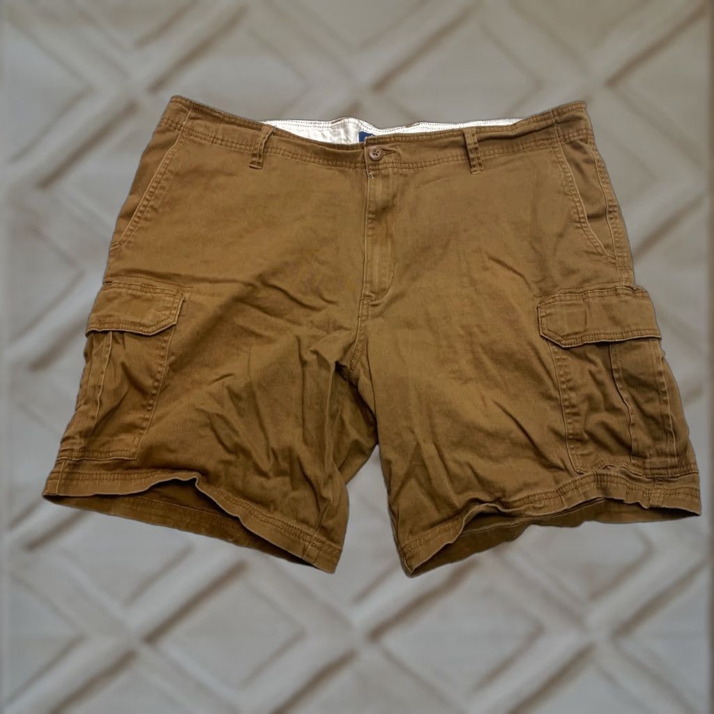 George VINTAGE George Cargo Shorts Mens 44 Brown Pockets 9.5" Inseam High Rise 42" Waist Adult Size US 42 / EU 58 - 1 Thumbnail