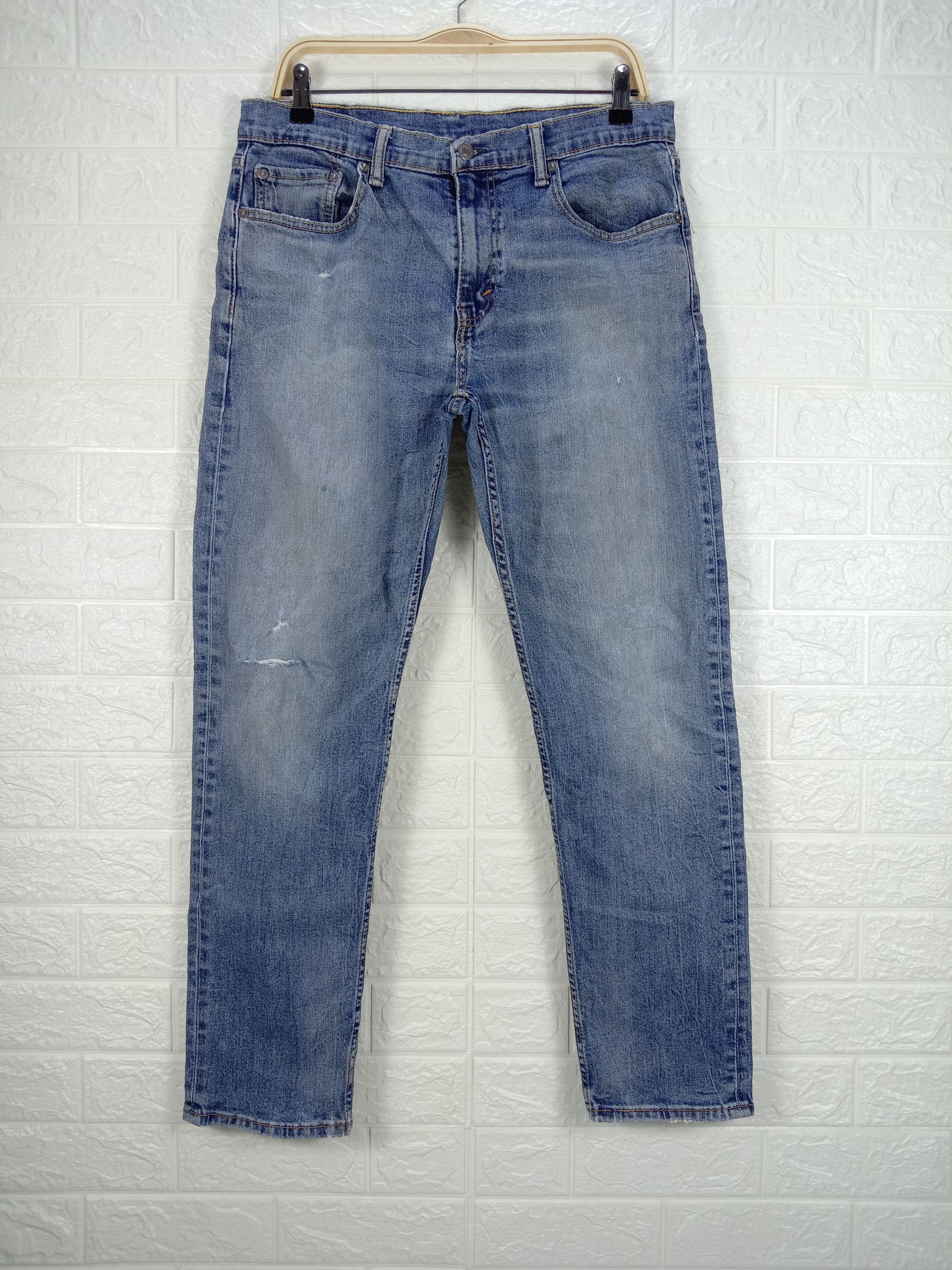 Levi's Vintage Levi's 507 Jeans Faded Blue Distressed Denim Size US 33 - 1 Thumbnail